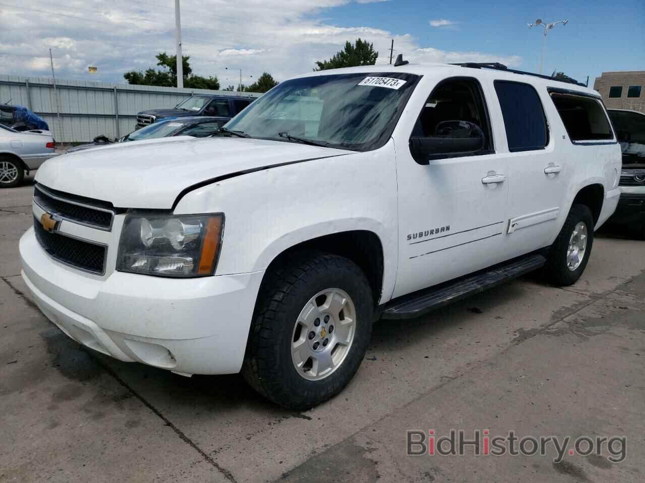 Photo 1GNSKJE7XDR225288 - CHEVROLET SUBURBAN 2013