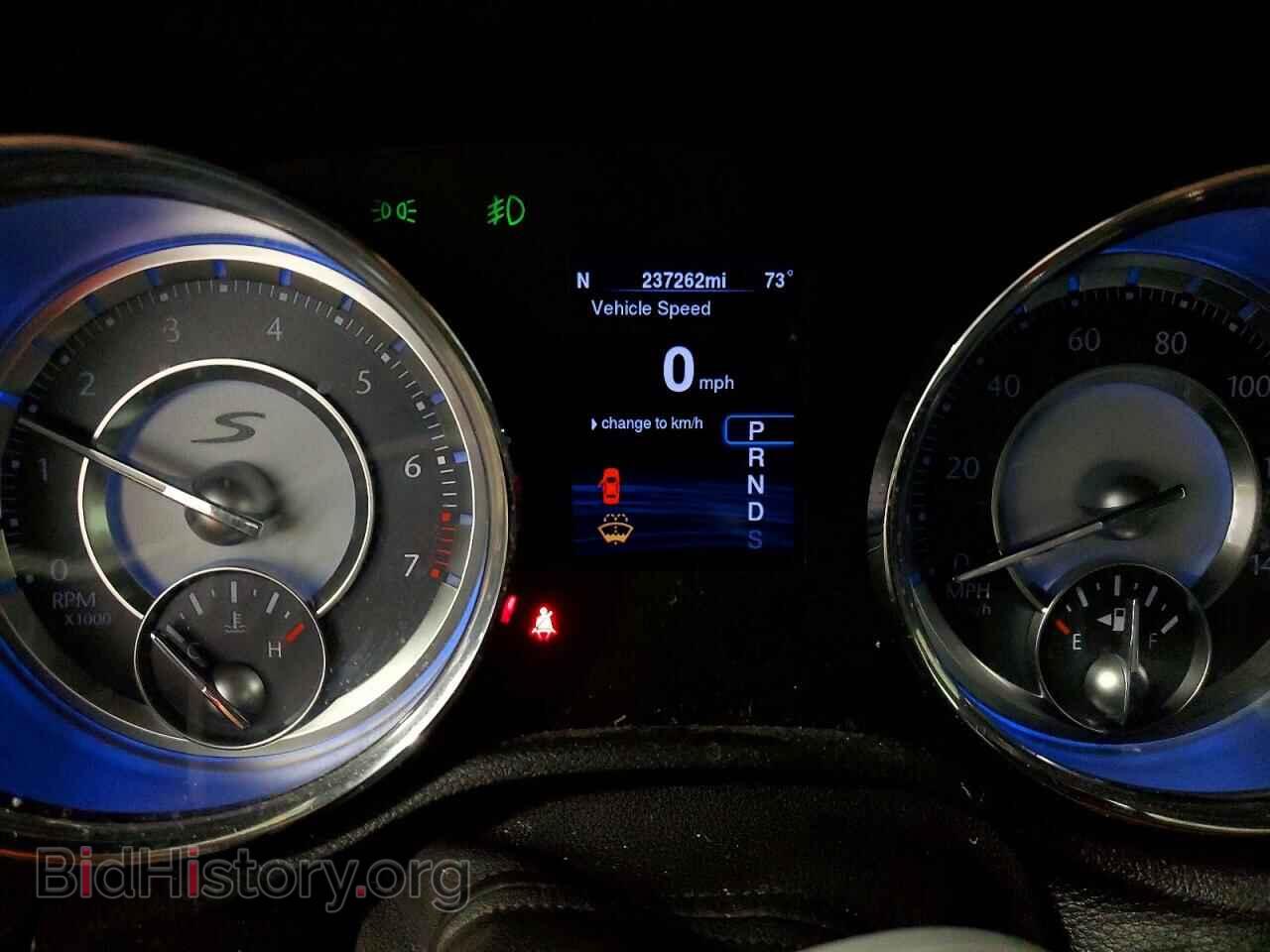 2014 CHRYSLER 300 - VIN: 2C3CCAGGXEH357335 - Фото 9
