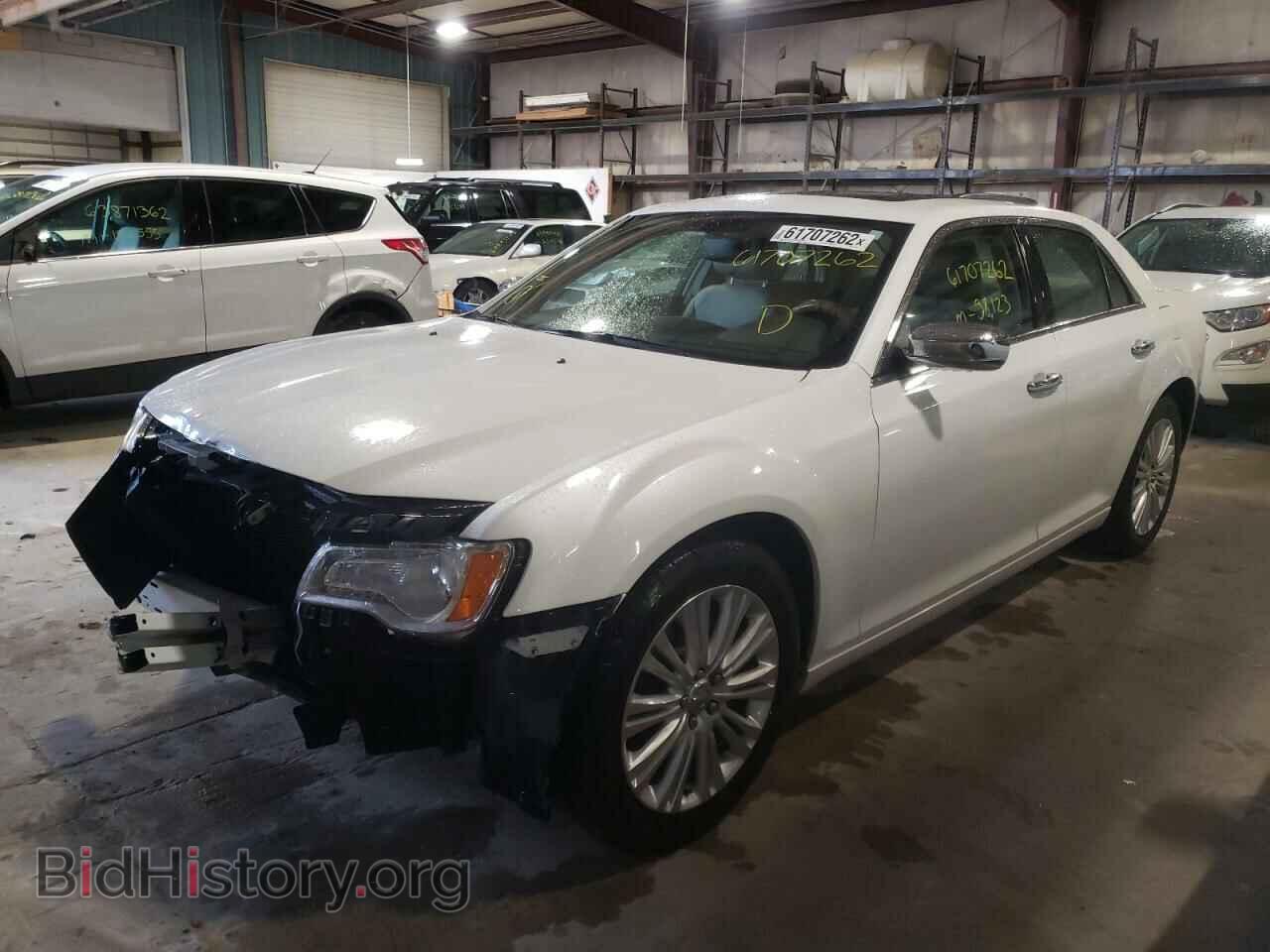 2013 CHRYSLER 300 - VIN: 2C3CCAKG9DH561744 - Фото 2