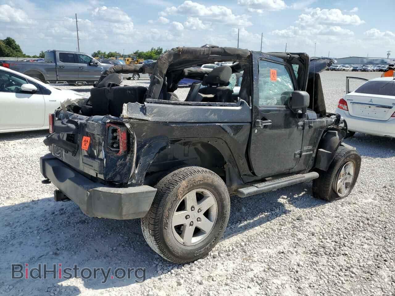 2011 JEEP WRANGLER - VIN: 1J4GA2D10BL567699 - Фото 3