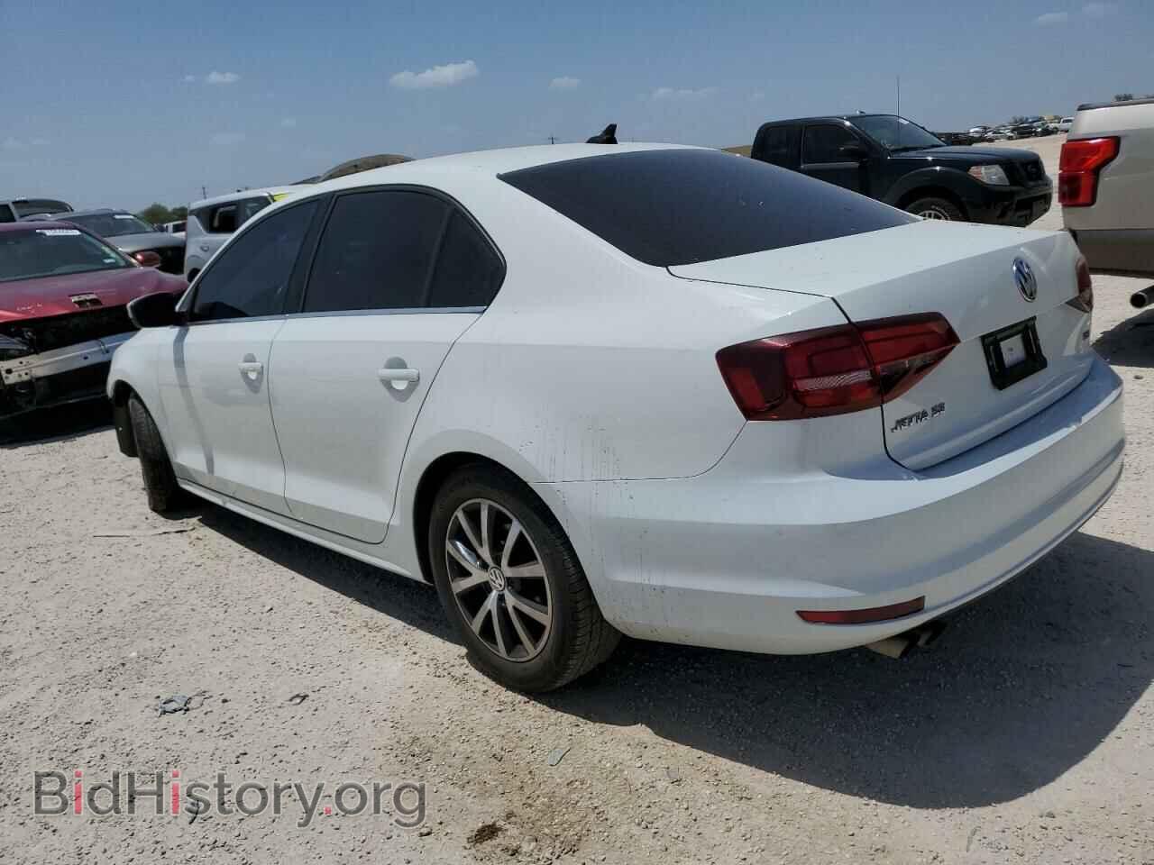 2017 VOLKSWAGEN JETTA - VIN: 3VWDB7AJ6HM290357 - Фото 2