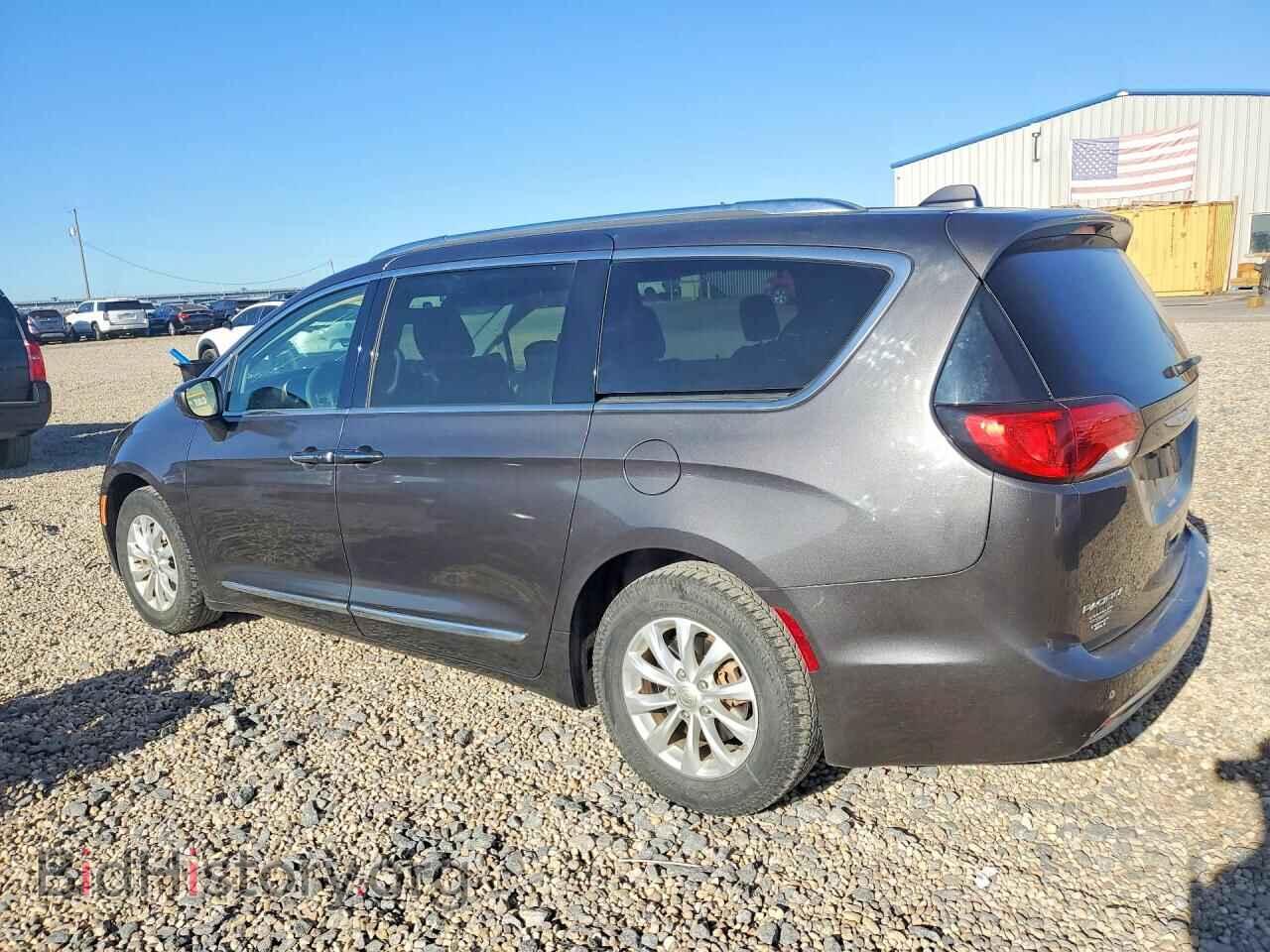 2018 CHRYSLER PACIFICA - VIN: 2C4RC1BG7JR148877 - Photo 2
