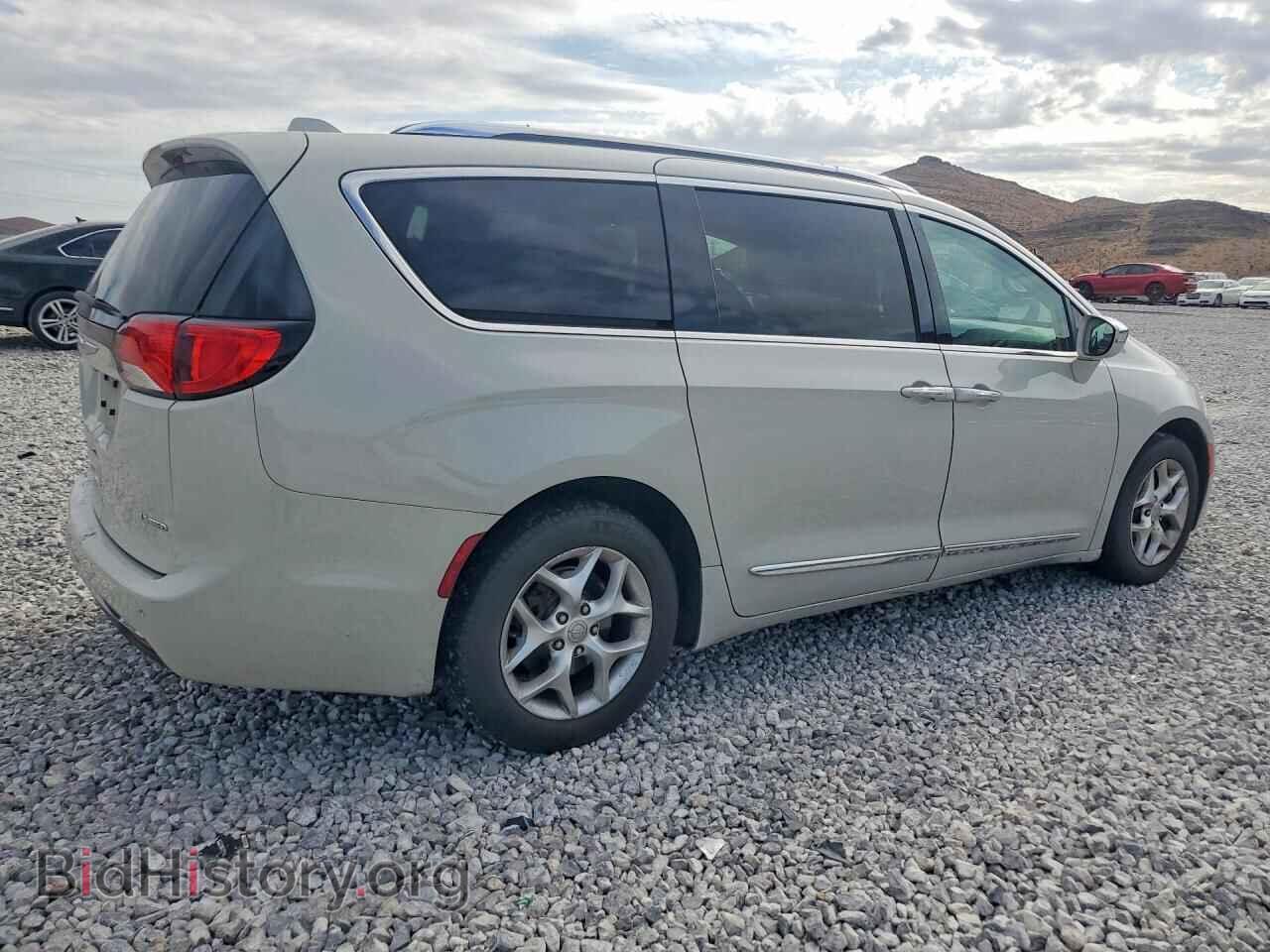 2020 CHRYSLER PACIFICA - VIN: 2C4RC1GG4LR175837 - Photo 3