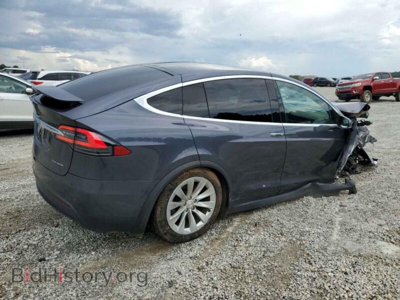 2020 Tesla MODEL X (VIN 5YJXCBE27LF303715) — фото 3 из 15