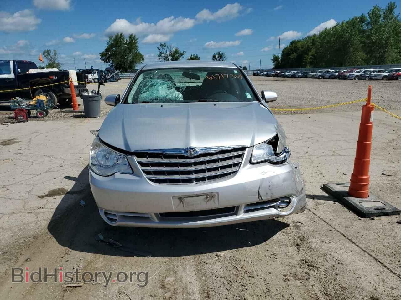 2010 CHRYSLER SEBRING - VIN: 1C3CC5FB3AN158223 - Фото 5