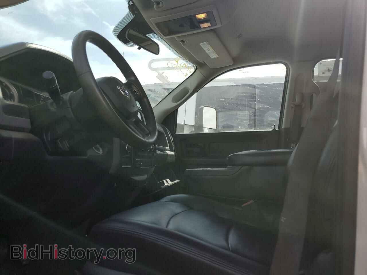 2018 RAM All Models - VIN: 3C63RRGL6JG373457 - Photo 7