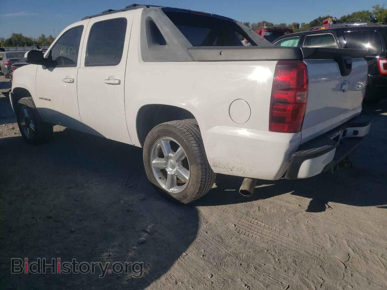 2011 CHEVROLET AVALANCHE - VIN: 3GNTKEE31BG310560 - Фото 3
