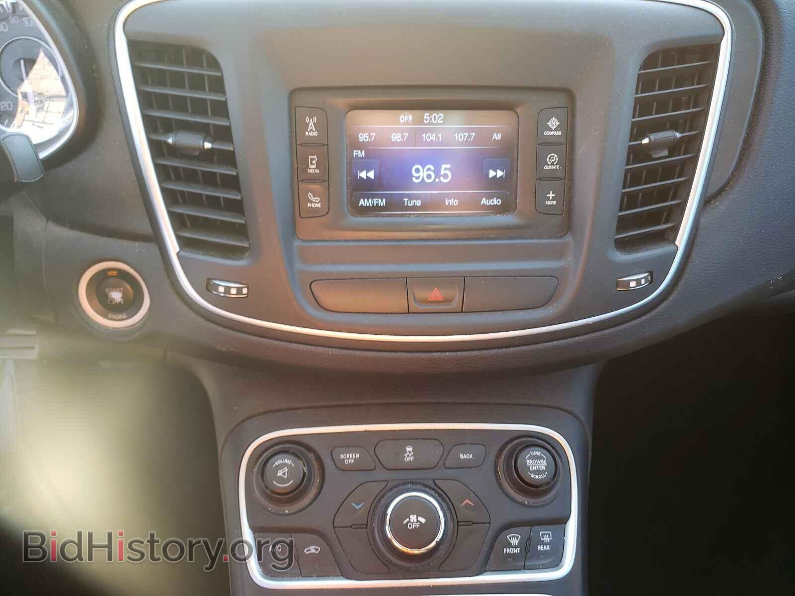 2015 CHRYSLER 200 - VIN: 1C3CCCAB8FN577574 - Фото 9