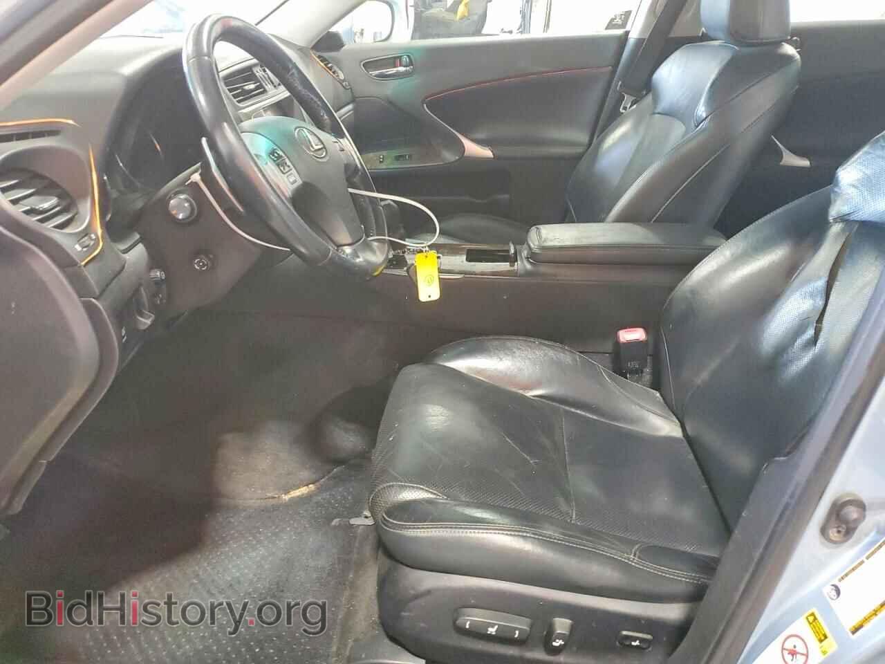 2011 LEXUS IS - VIN: JTHCF5C25B5047096 - Photo 7