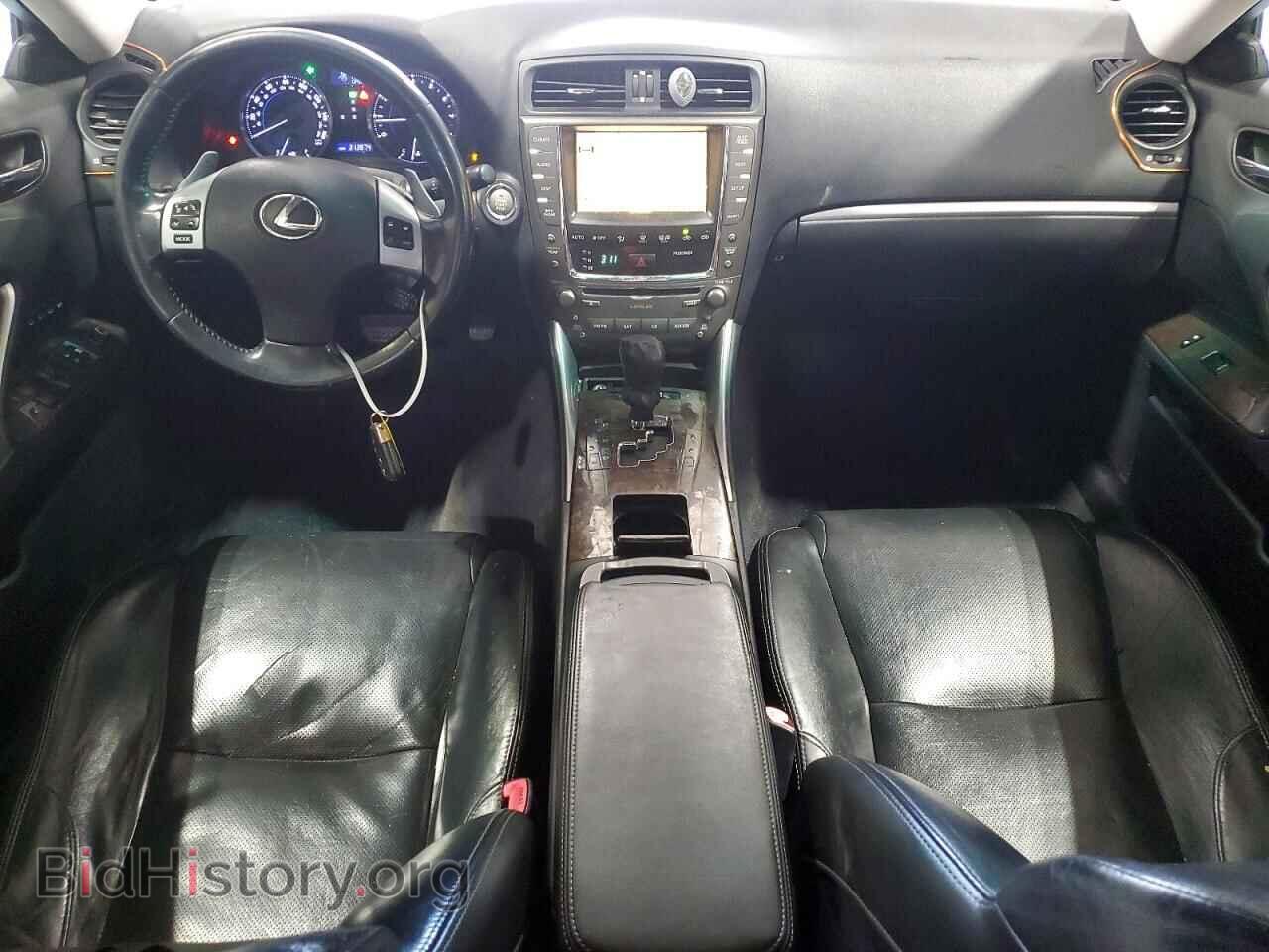 2011 LEXUS IS - VIN: JTHCF5C25B5047096 - Photo 8