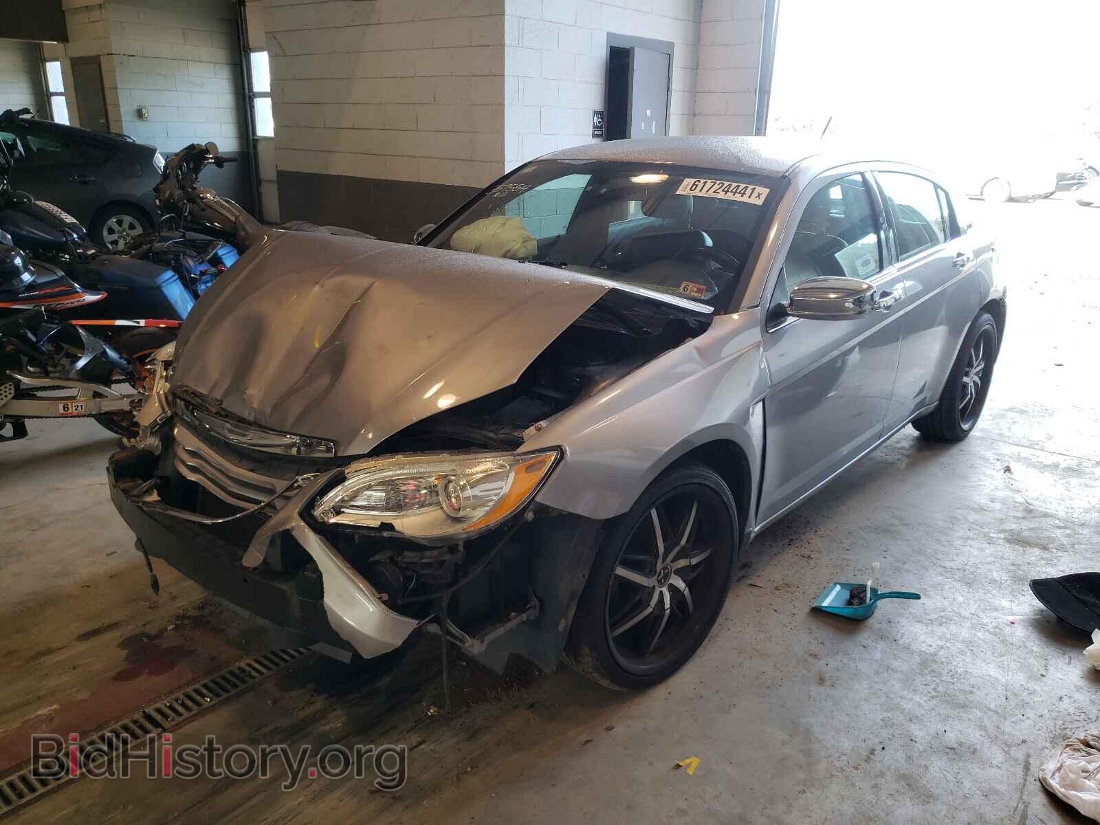 2013 CHRYSLER 200 - VIN: 1C3CCBCG4DN683391 - Фото 2