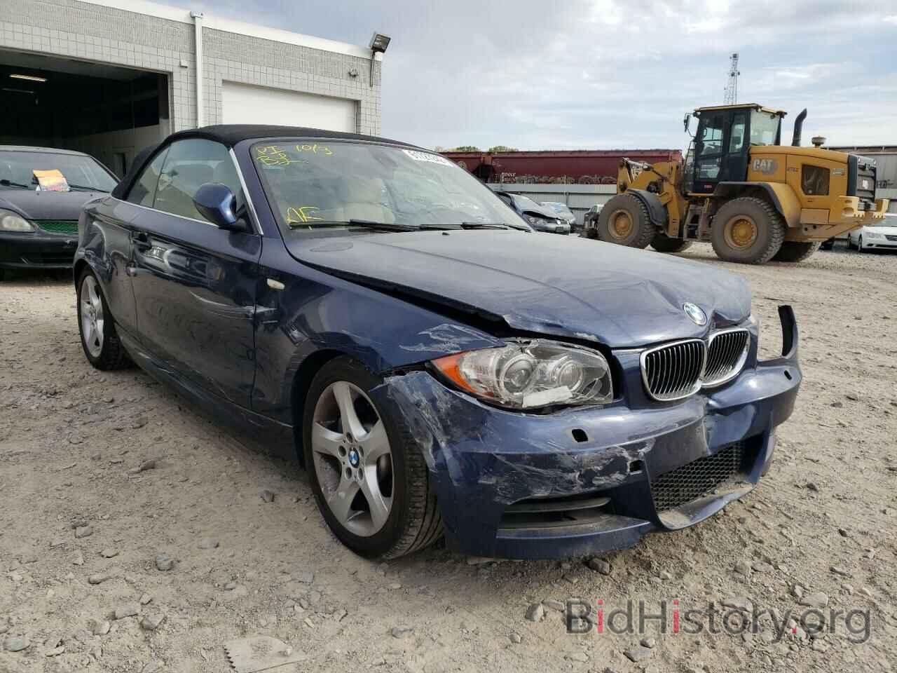 Photo WBAUN7C59BVM24606 - BMW 1 SERIES 2011