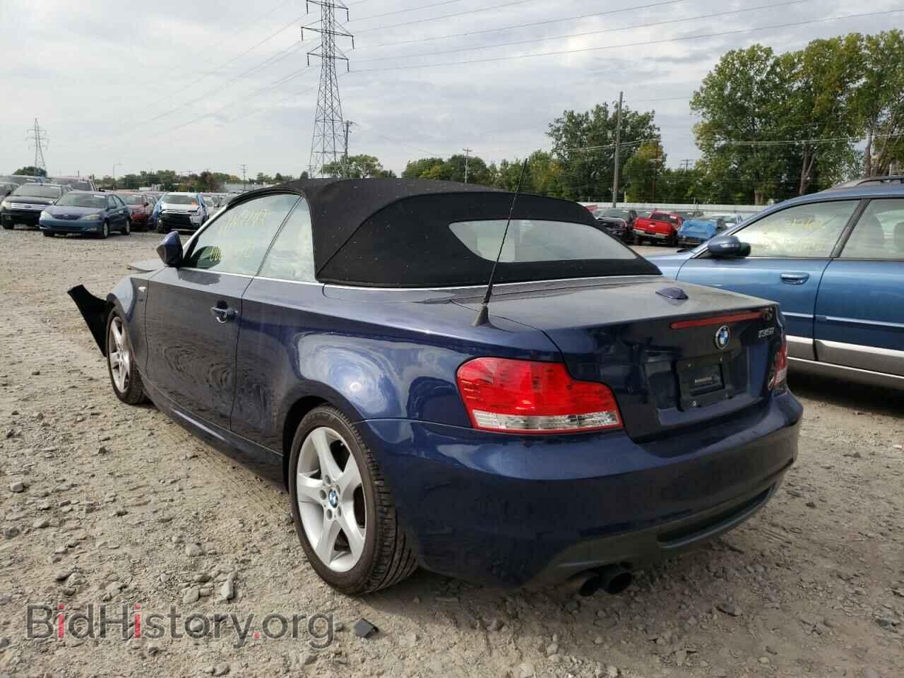 2011 BMW 1 SERIES - VIN: WBAUN7C59BVM24606 - Фото 3