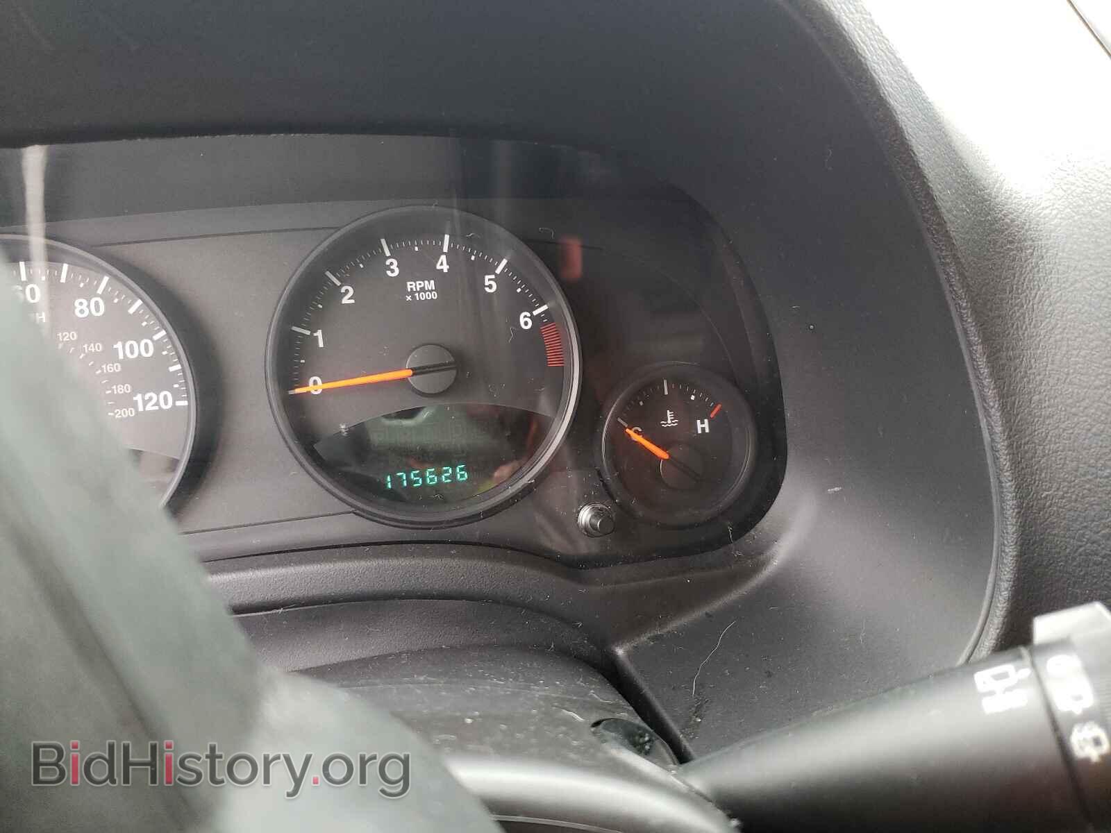 2012 JEEP COMPASS - VIN: 1C4NJDBB0CD525100 - Фото 8