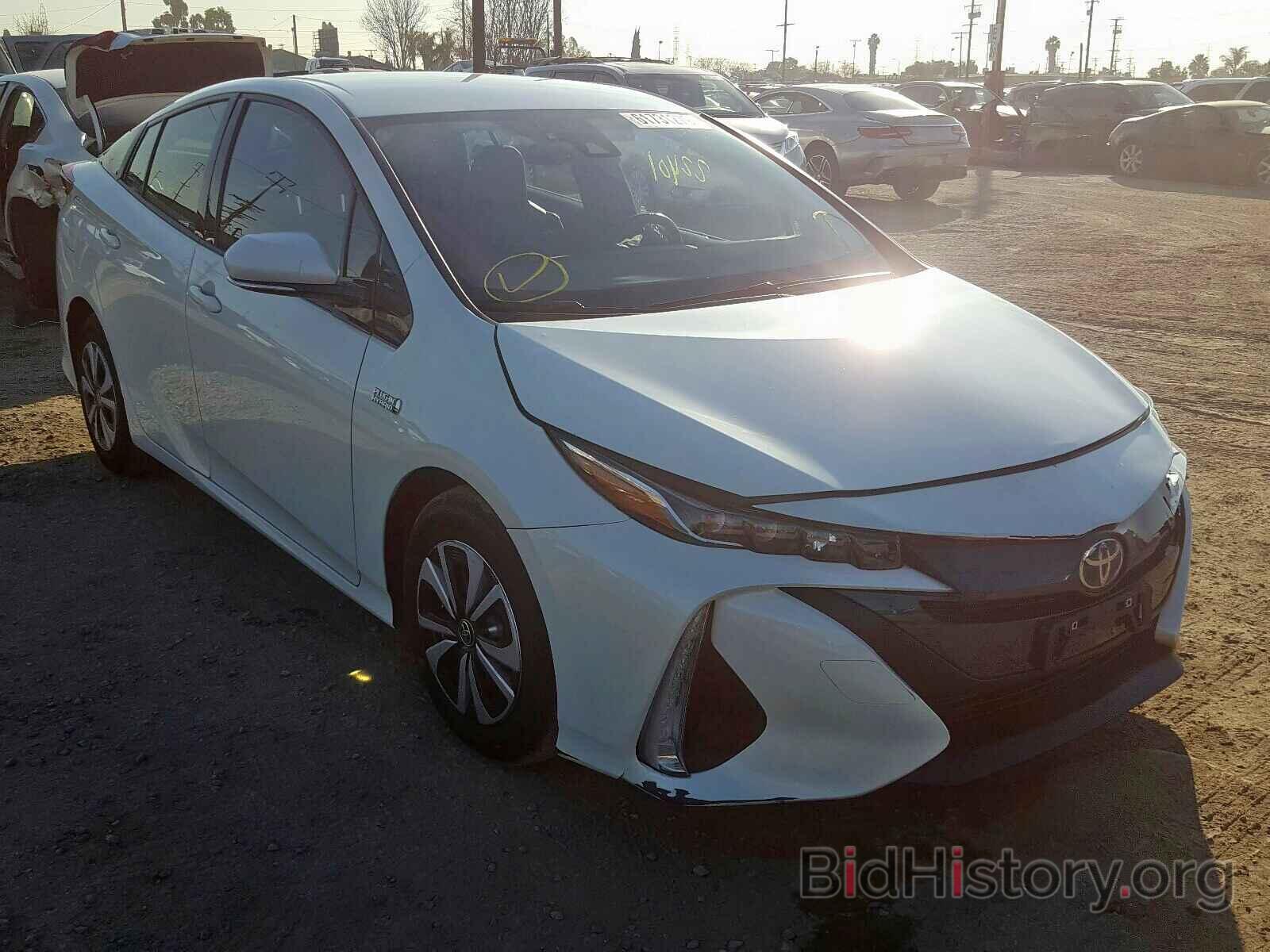 Photo JTDKARFP9H3007425 - TOYOTA PRIUS 2017