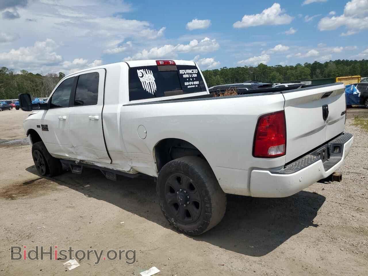 2017 RAM All Models - VIN: 3C6UR5MJ6HG581297 - Photo 2