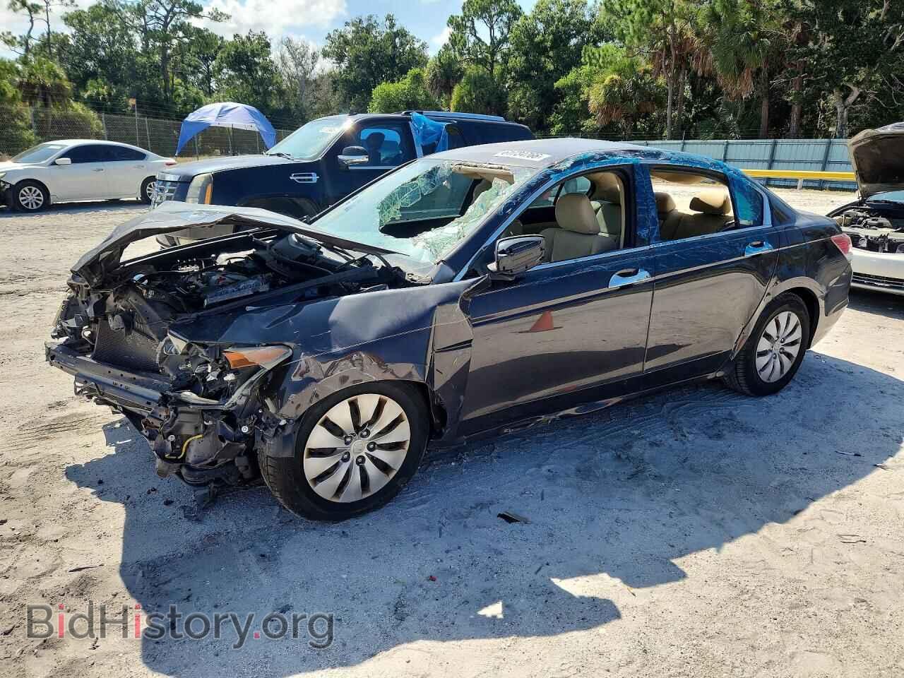 Photo 1HGCP2F36CA061715 - HONDA ACCORD 2012