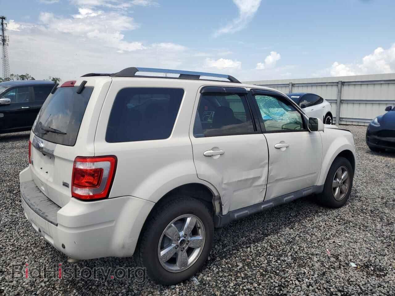2011 FORD ESCAPE - VIN: 1FMCU0EG2BKC28821 - Фото 3