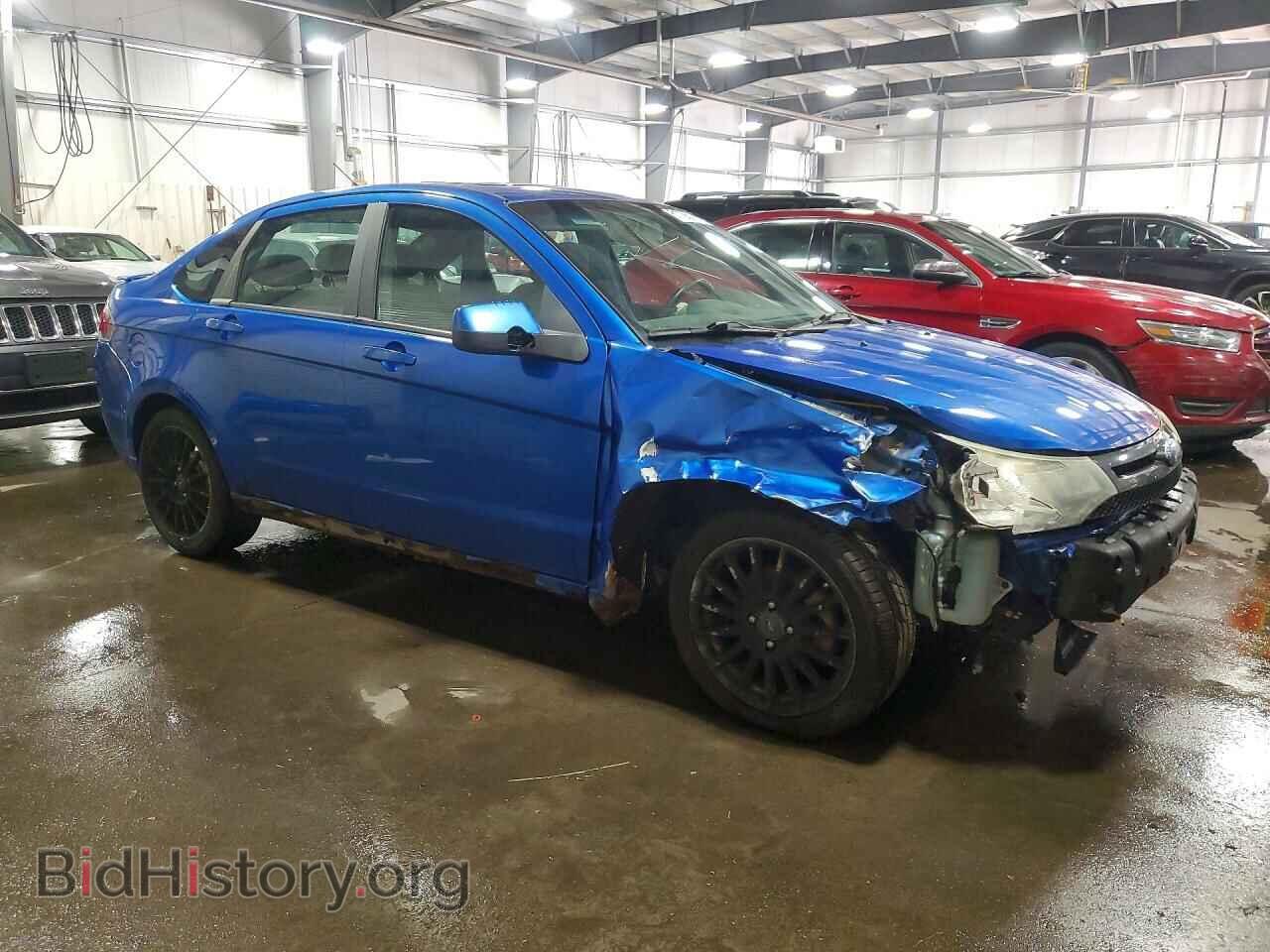 2010 FORD FOCUS - VIN: 1FAHP3GN1AW130018 - Photo 4