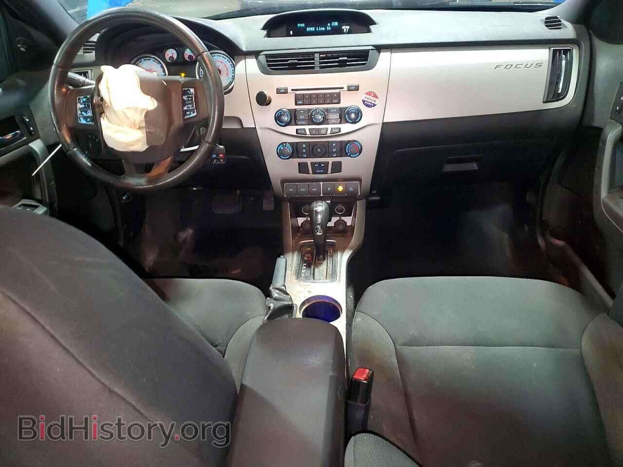 2010 FORD FOCUS - VIN: 1FAHP3GN1AW130018 - Photo 8