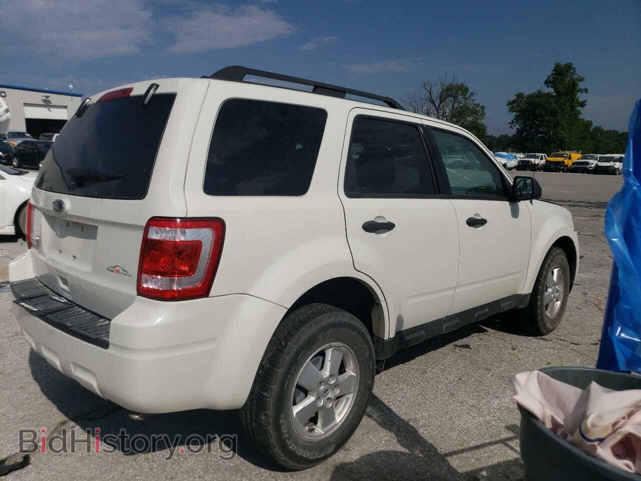 2010 FORD ESCAPE - VIN: 1FMCU0D76AKB29533 - Photo 3
