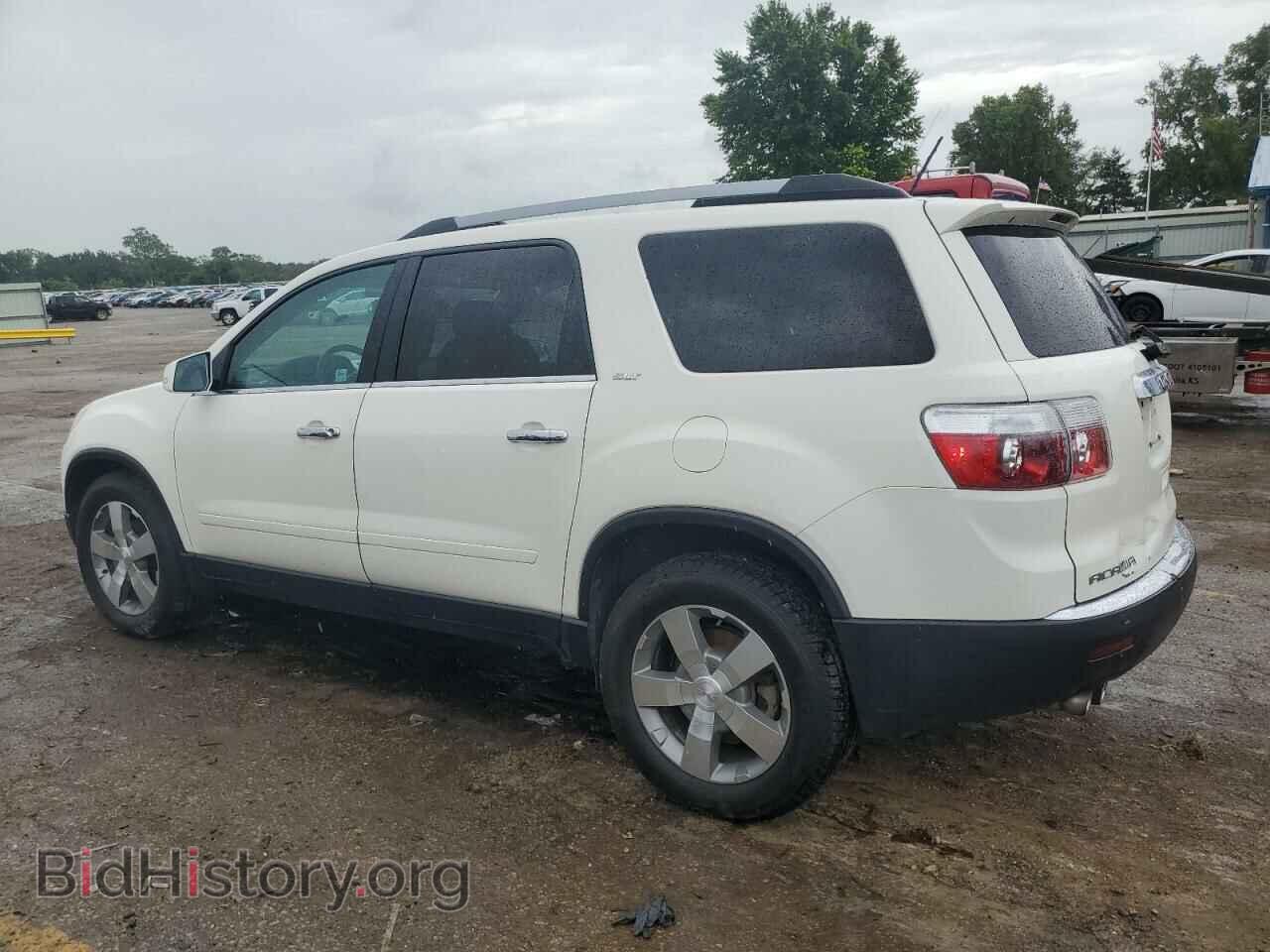 2011 GMC ACADIA - VIN: 1GKKRRED8BJ417723 - Photo 2