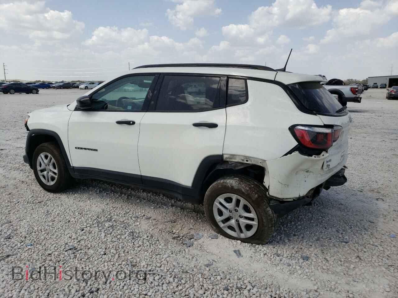 2017 JEEP COMPASS - VIN: 3C4NJDAB6HT628721 - Photo 2