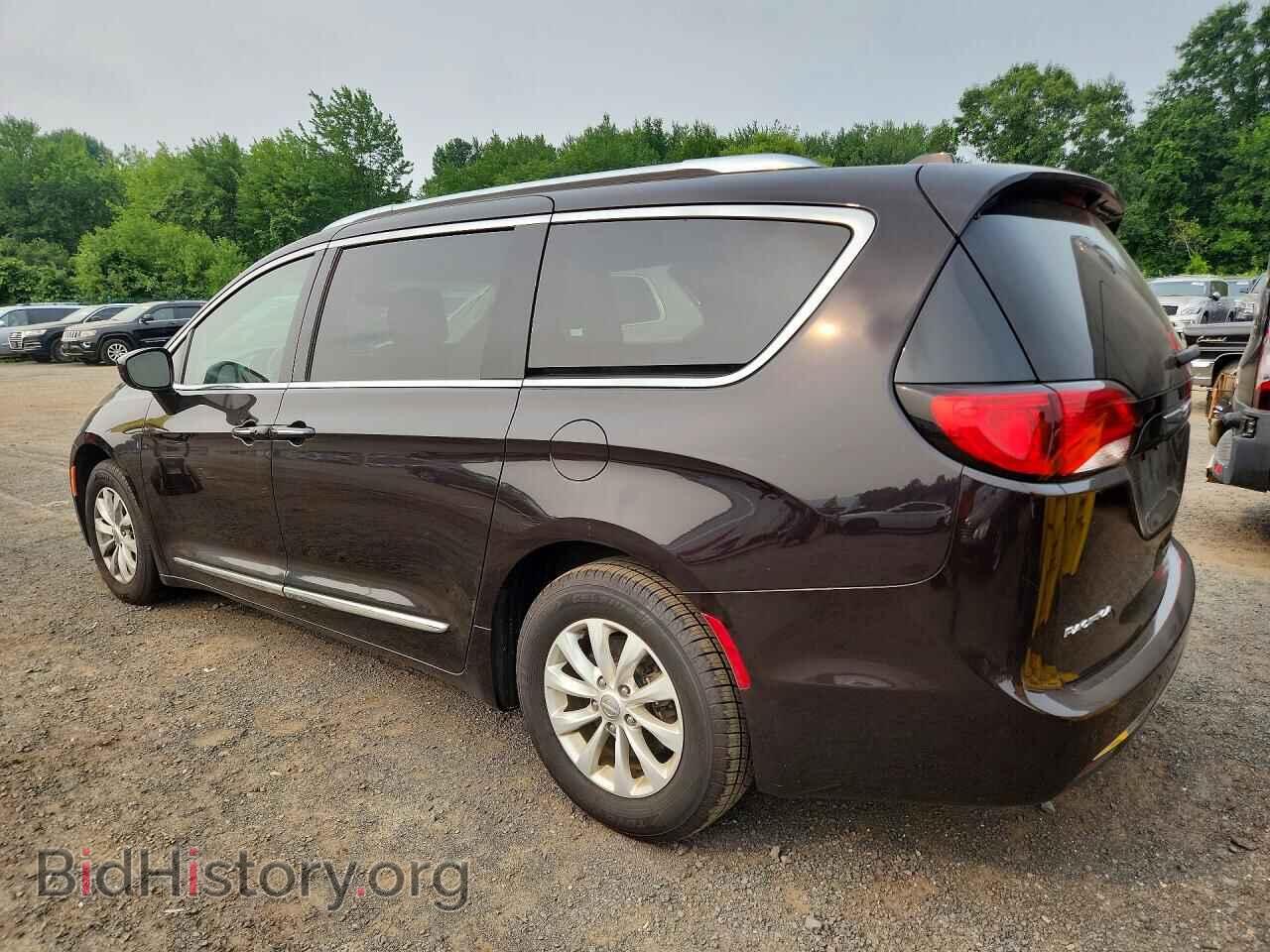 2018 CHRYSLER PACIFICA - VIN: 2C4RC1BG3JR126407 - Фото 2