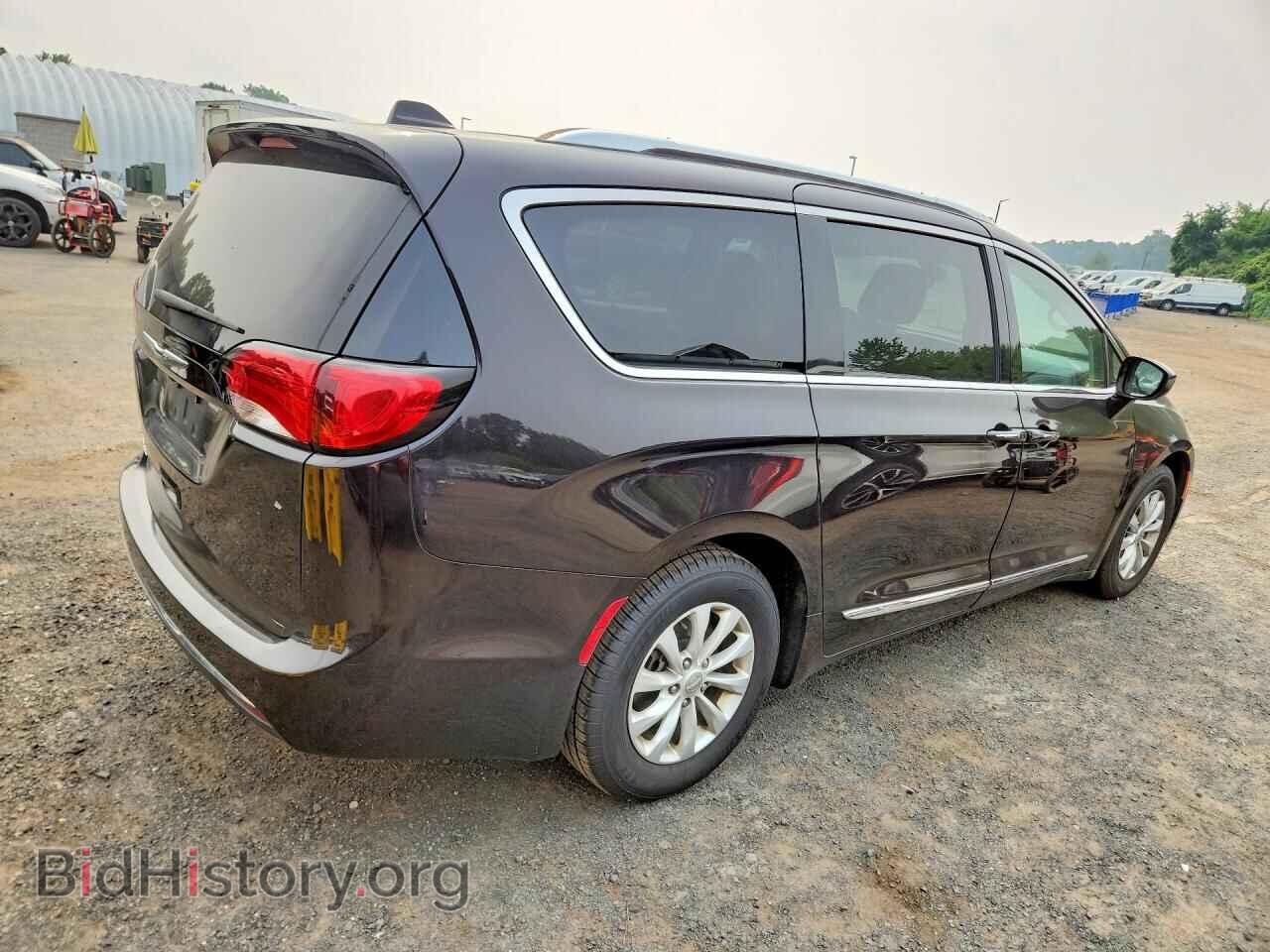 2018 CHRYSLER PACIFICA - VIN: 2C4RC1BG3JR126407 - Фото 3