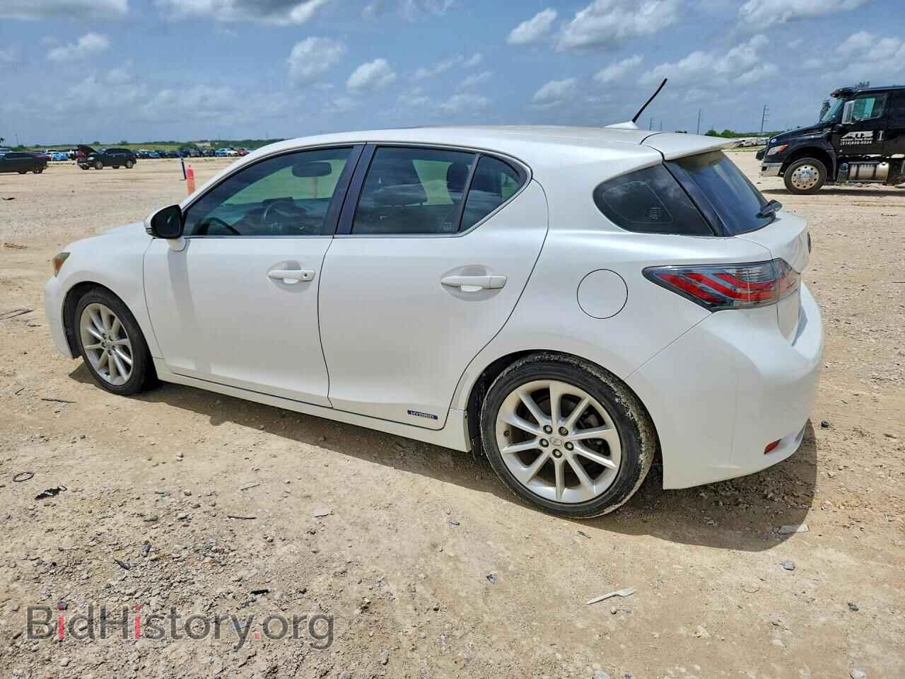 2013 LEXUS CT 200 - VIN: JTHKD5BH7D2159037 - Photo 2