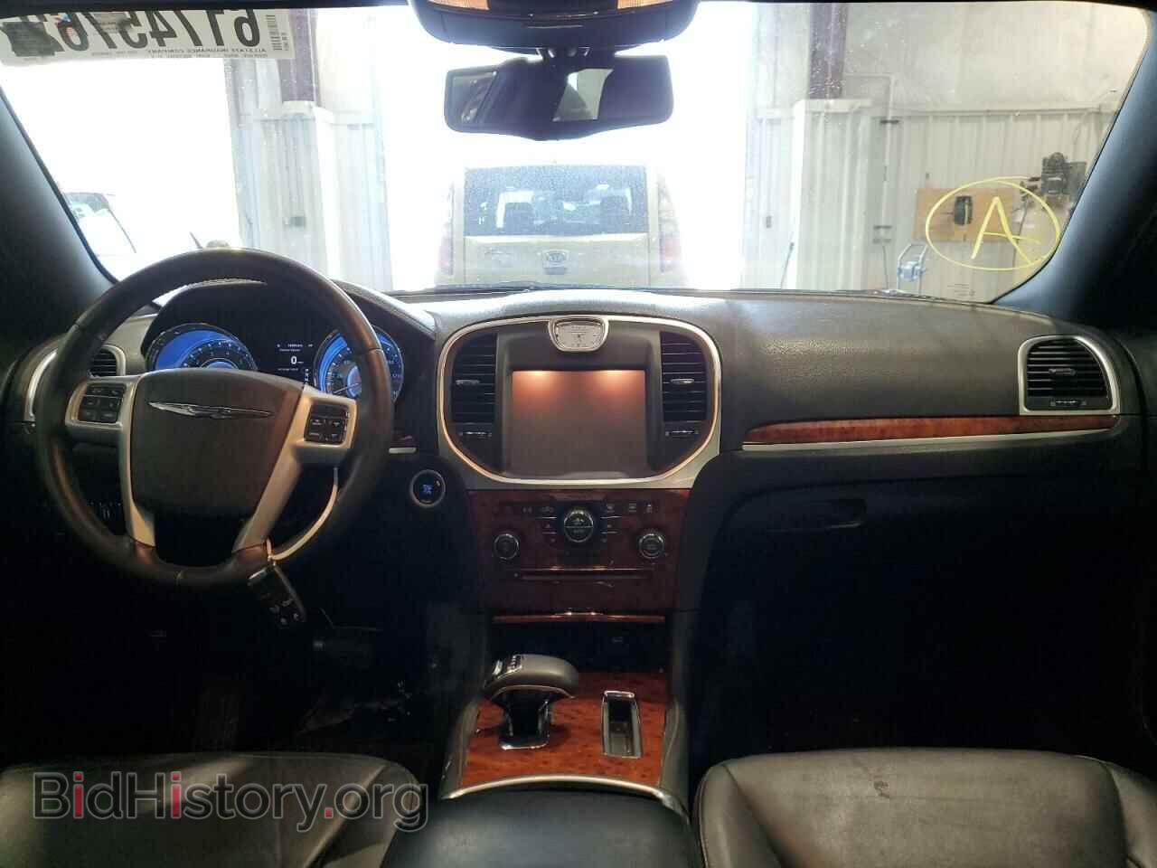 2014 CHRYSLER 300 - VIN: 2C3CCARG5EH352668 - Фото 9