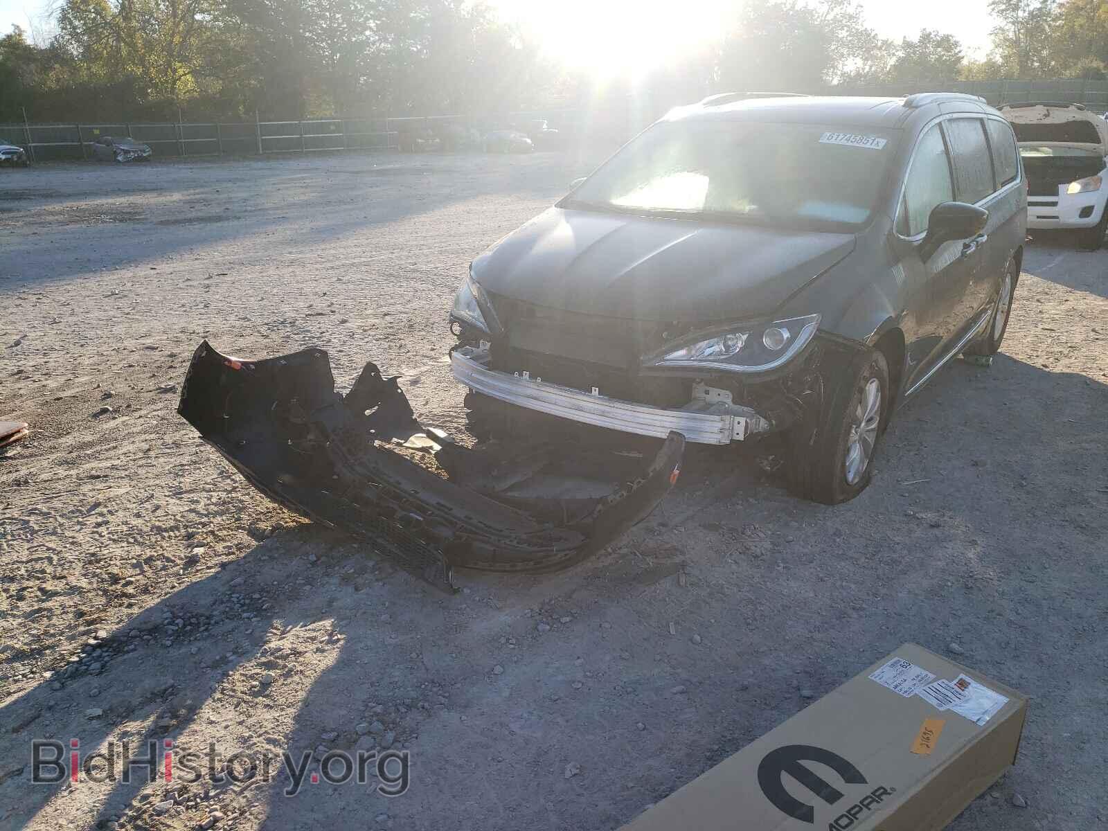 2018 CHRYSLER PACIFICA - VIN: 2C4RC1EG7JR132402 - Фото 2
