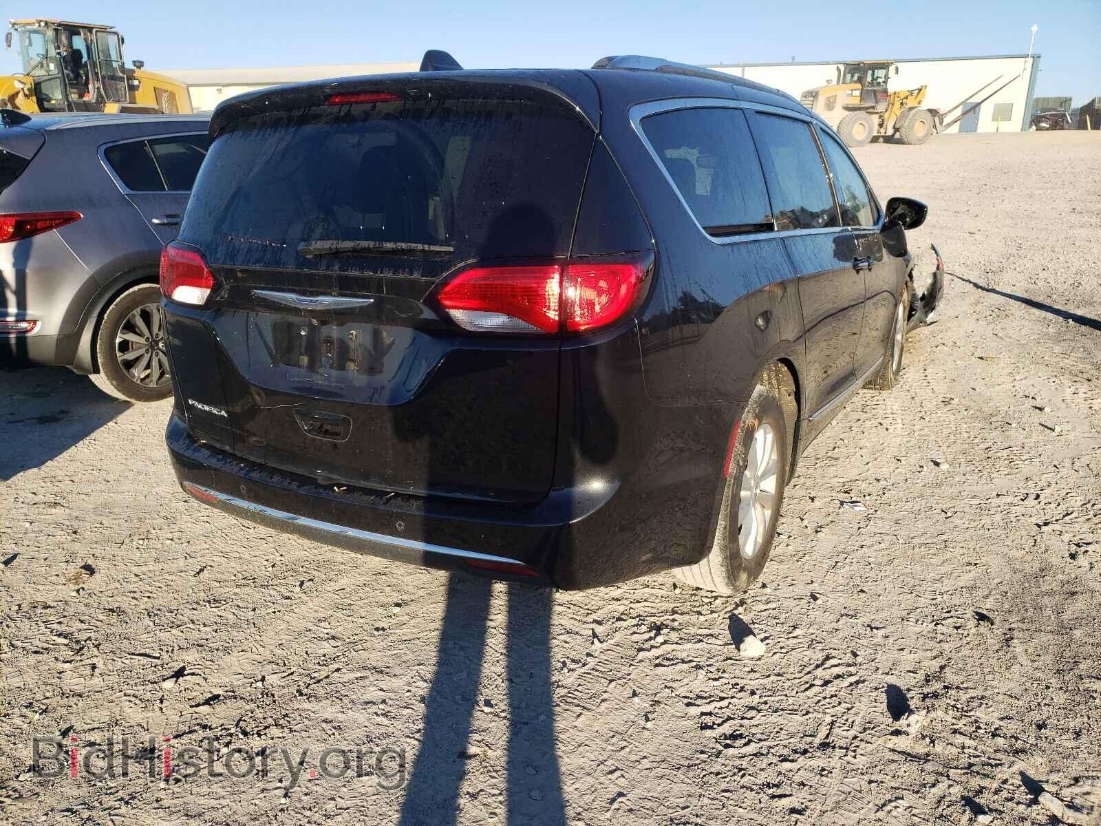 2018 CHRYSLER PACIFICA - VIN: 2C4RC1EG7JR132402 - Фото 4