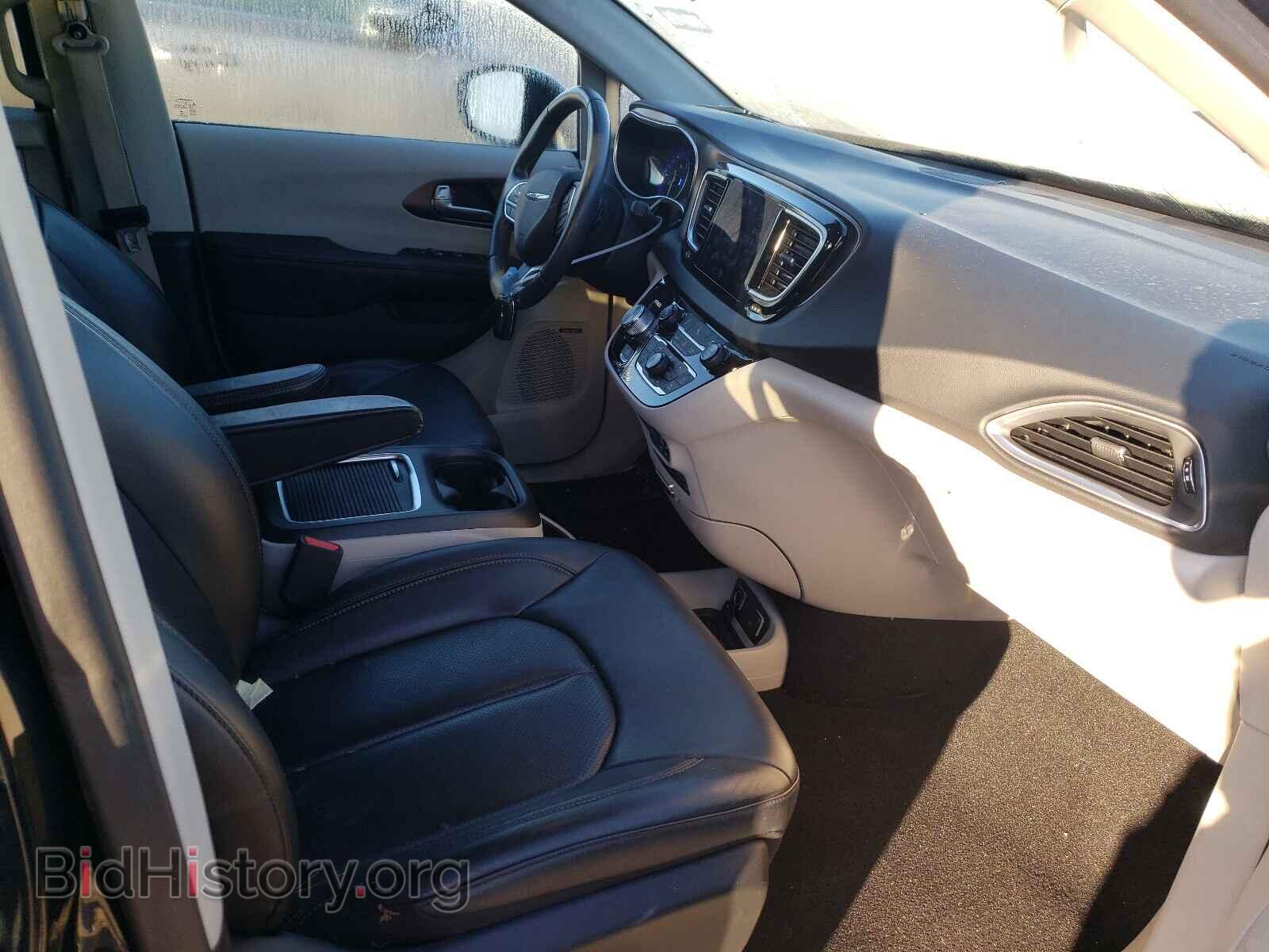 2018 CHRYSLER PACIFICA - VIN: 2C4RC1EG7JR132402 - Фото 5