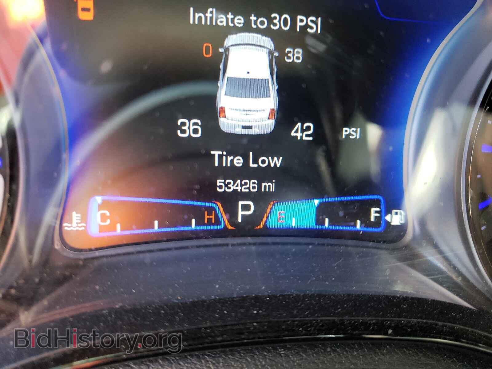 2019 CHRYSLER 300 - VIN: 2C3CCAGG8KH586169 - Фото 8