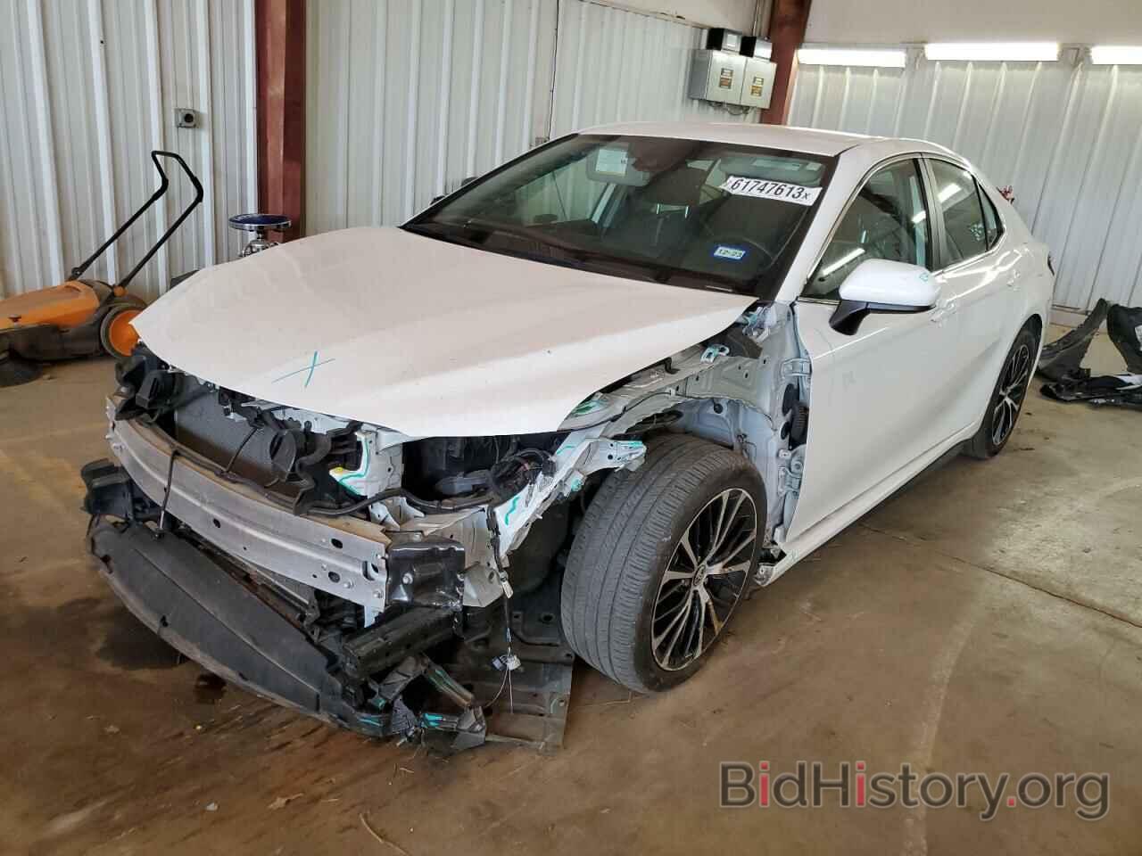 Photo 4T1G11AK7LU386944 - TOYOTA CAMRY 2020