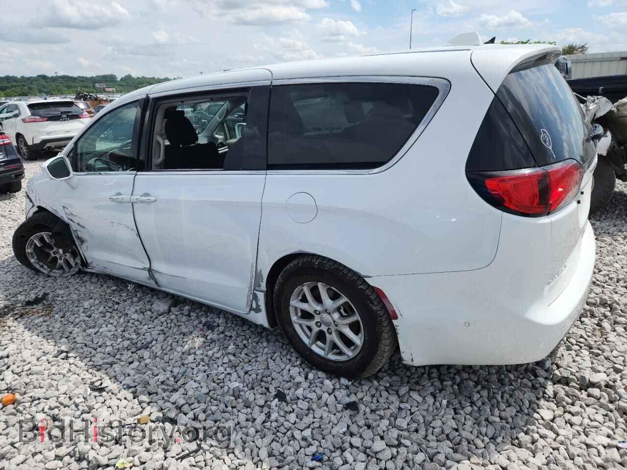 2020 CHRYSLER PACIFICA - VIN: 2C4RC1FG6LR125491 - Фото 2
