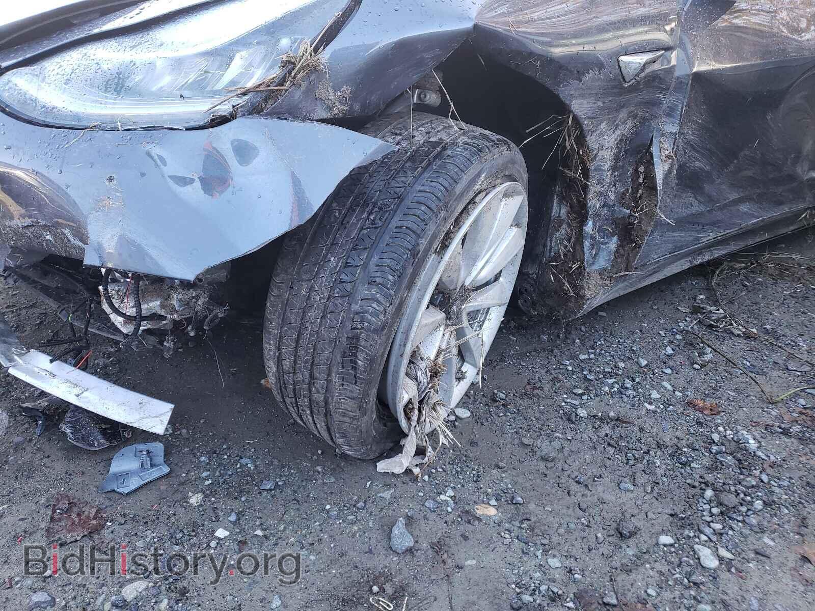 2019 TESLA MODEL 3 - VIN: 5YJ3E1EAXKF300879 - Фото 9