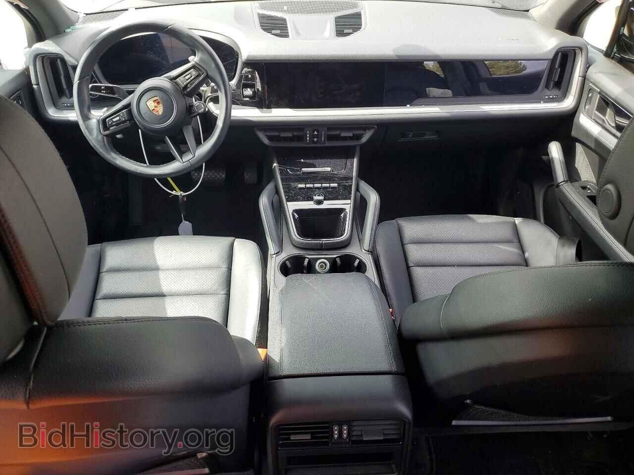 2024 PORSCHE CAYENNE - VIN: WP1AA2AY6RDA03216 - Photo 8