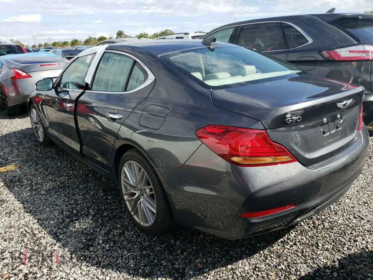 2021 GENESIS G70 - VIN: KMTG64LA5MU070294 - Photo 3