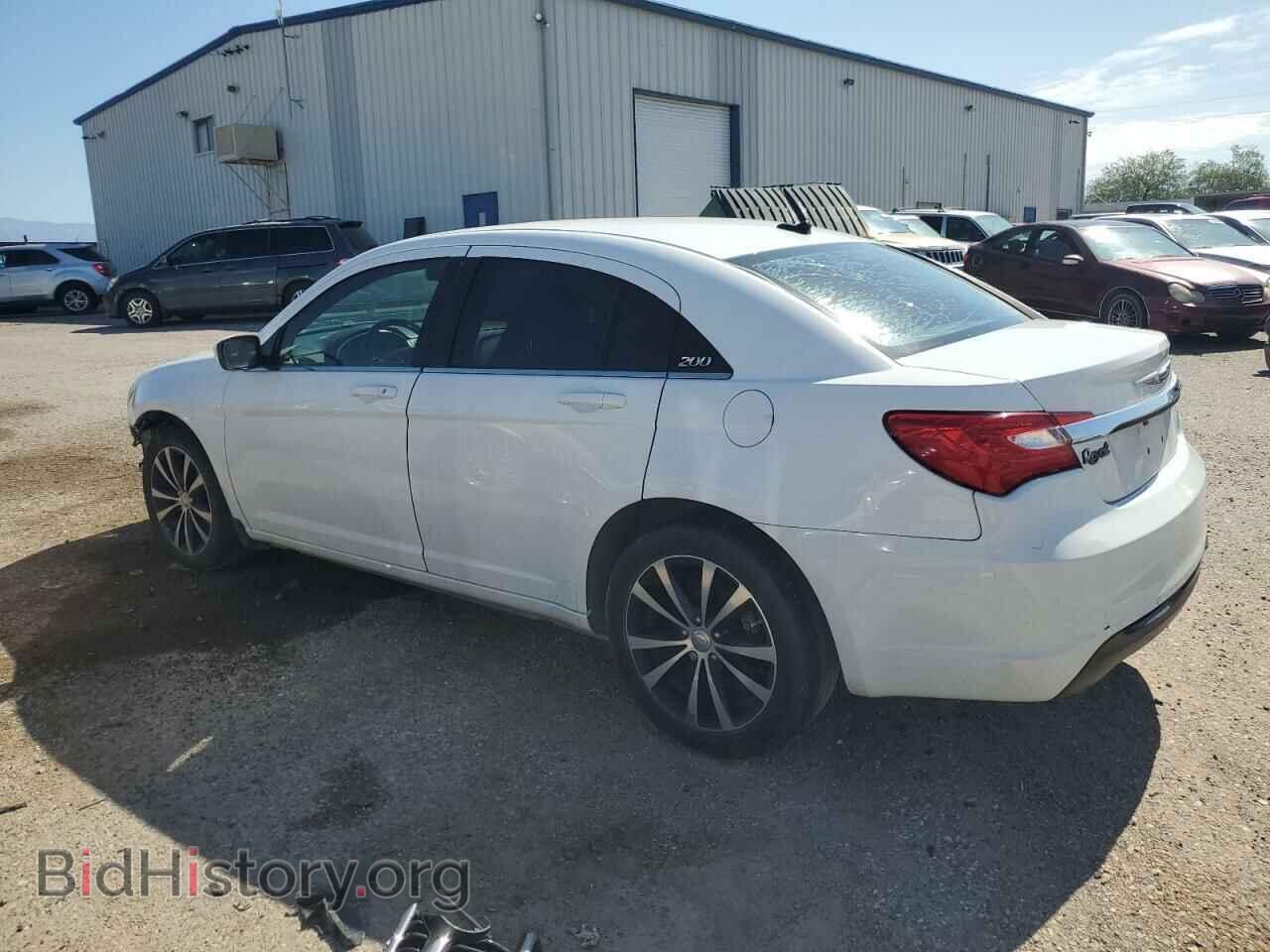 2013 CHRYSLER 200 - VIN: 1C3CCBCG5DN689121 - Photo 2