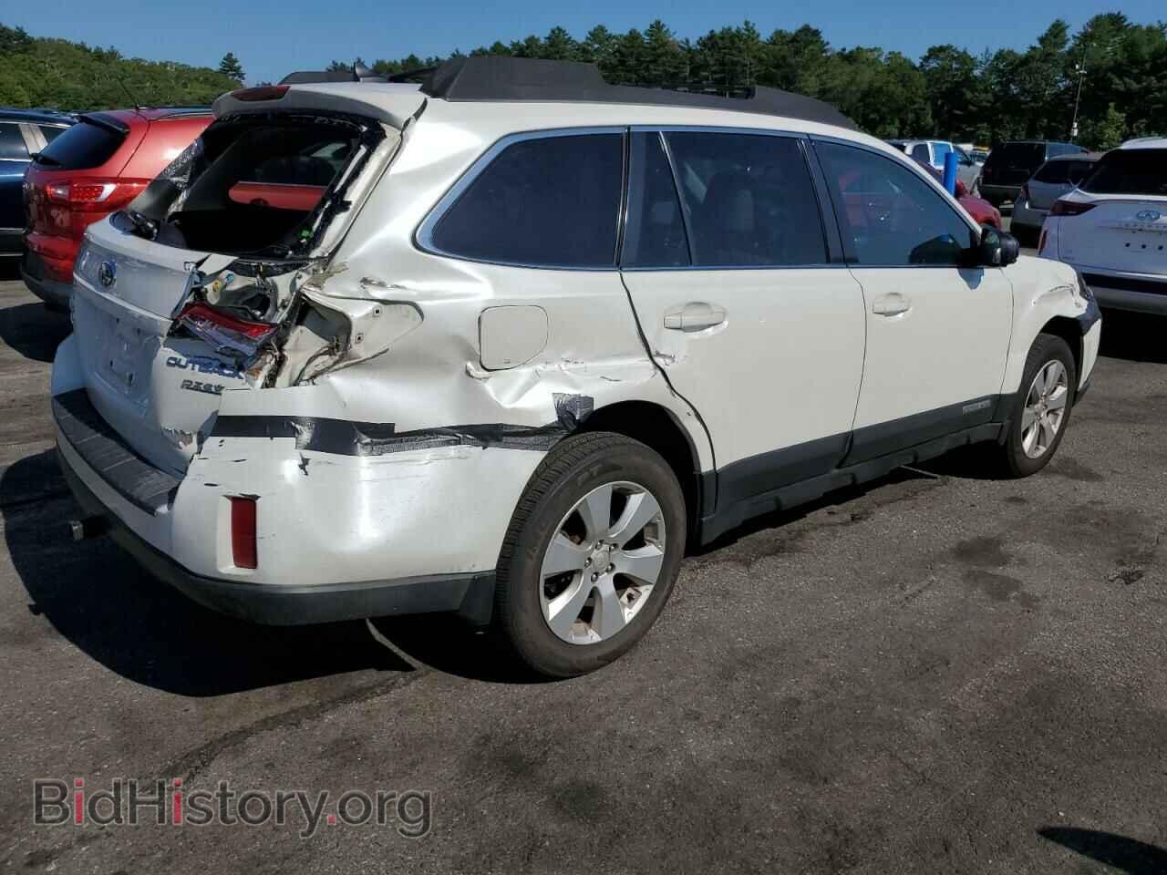 2011 SUBARU OUTBACK - VIN: 4S4BRBKC2B3383809 - Фото 3