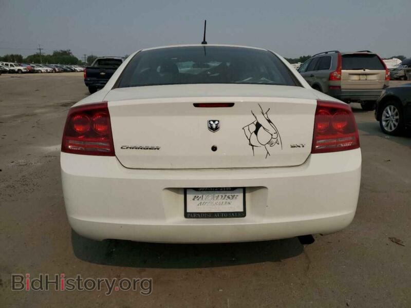 2008 Dodge CHARGER (VIN 2B3KA33G68H323204) — photo 6 of 12
