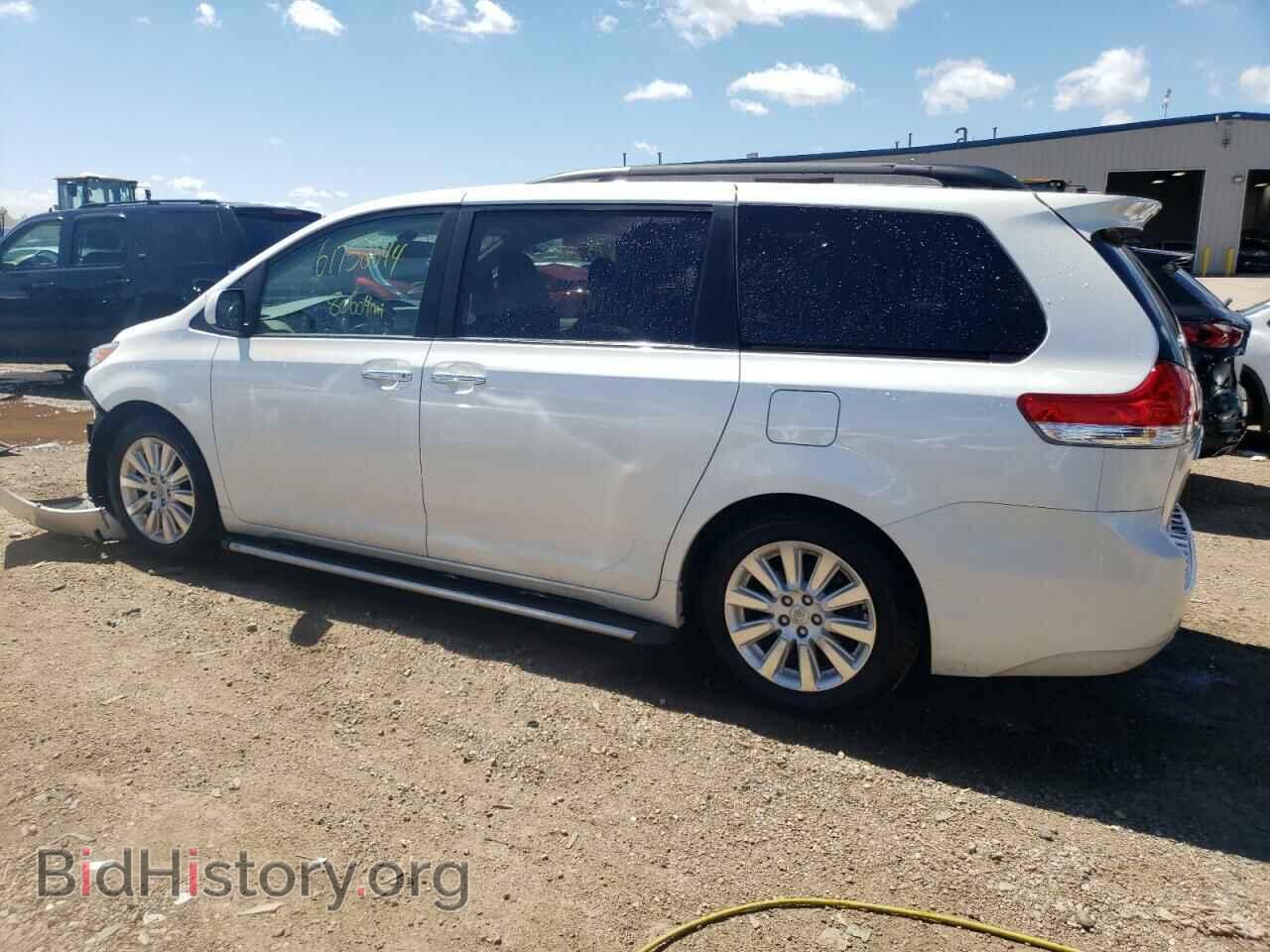 2011 TOYOTA All Models - VIN: 5TDYK3DC5BS068667 - Фото 2