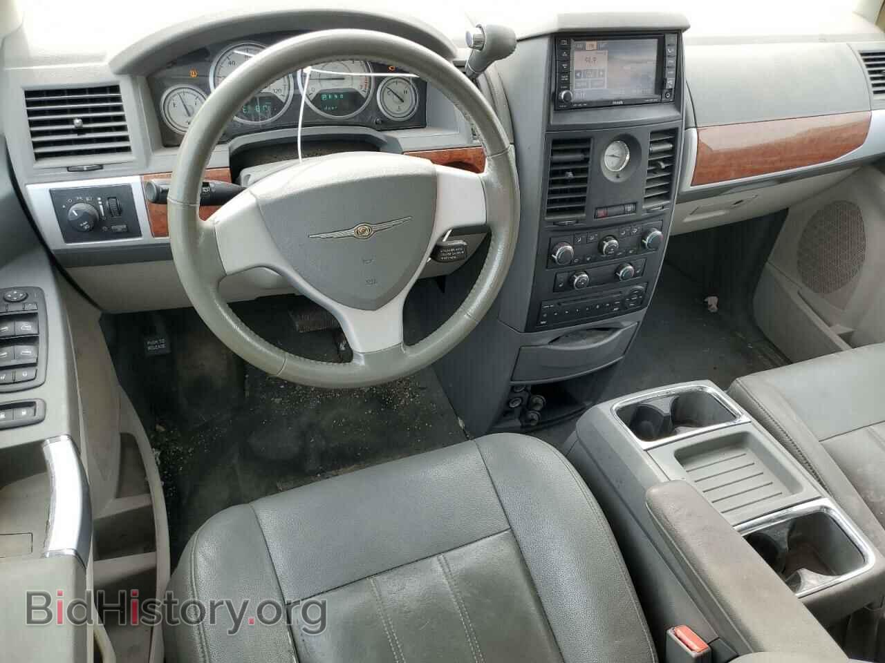 2008 CHRYSLER MINIVAN - VIN: 2A8HR54PX8R650588 - Фото 8