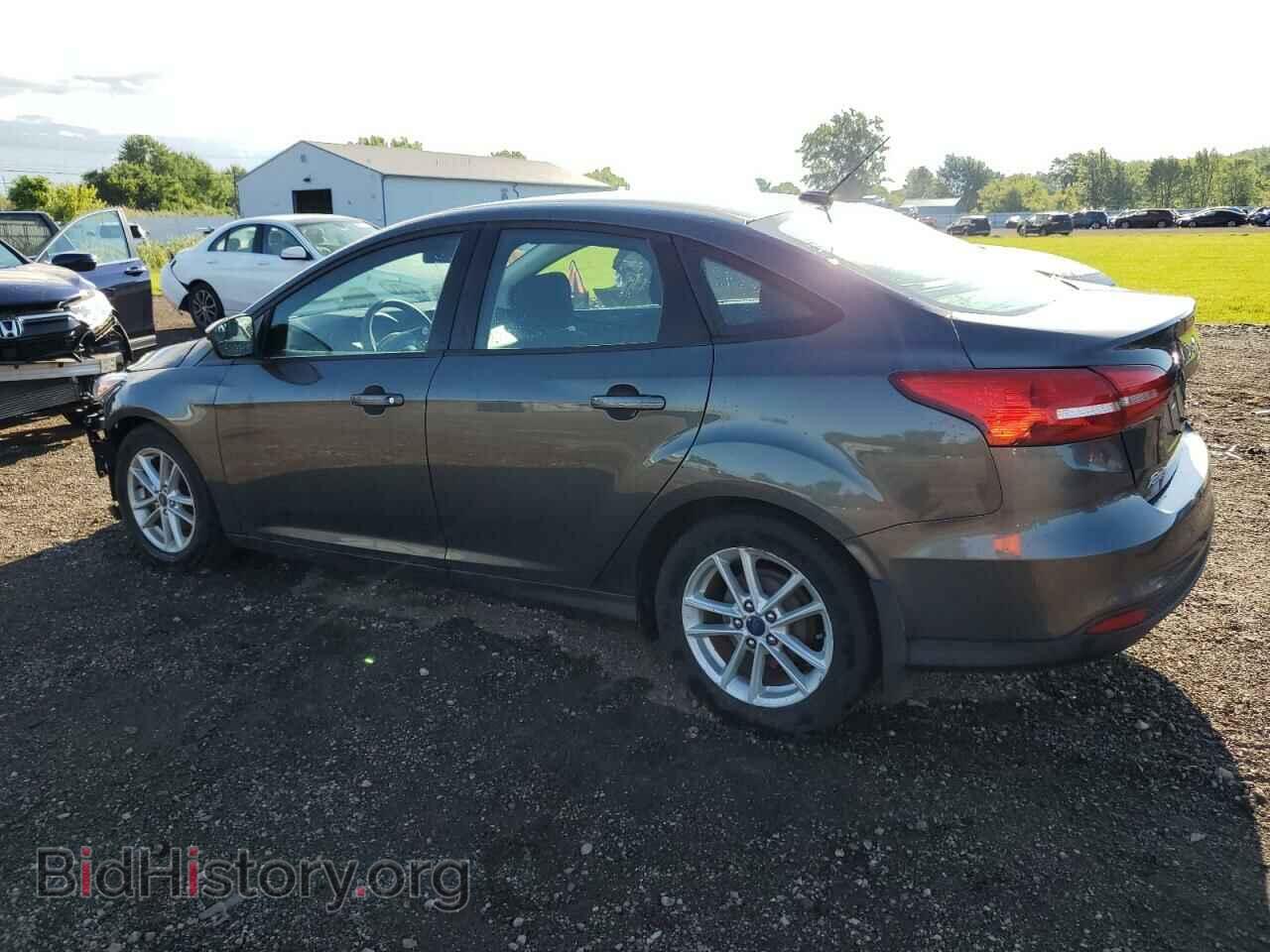 2017 FORD FOCUS - VIN: 1FADP3F26HL221996 - Photo 2