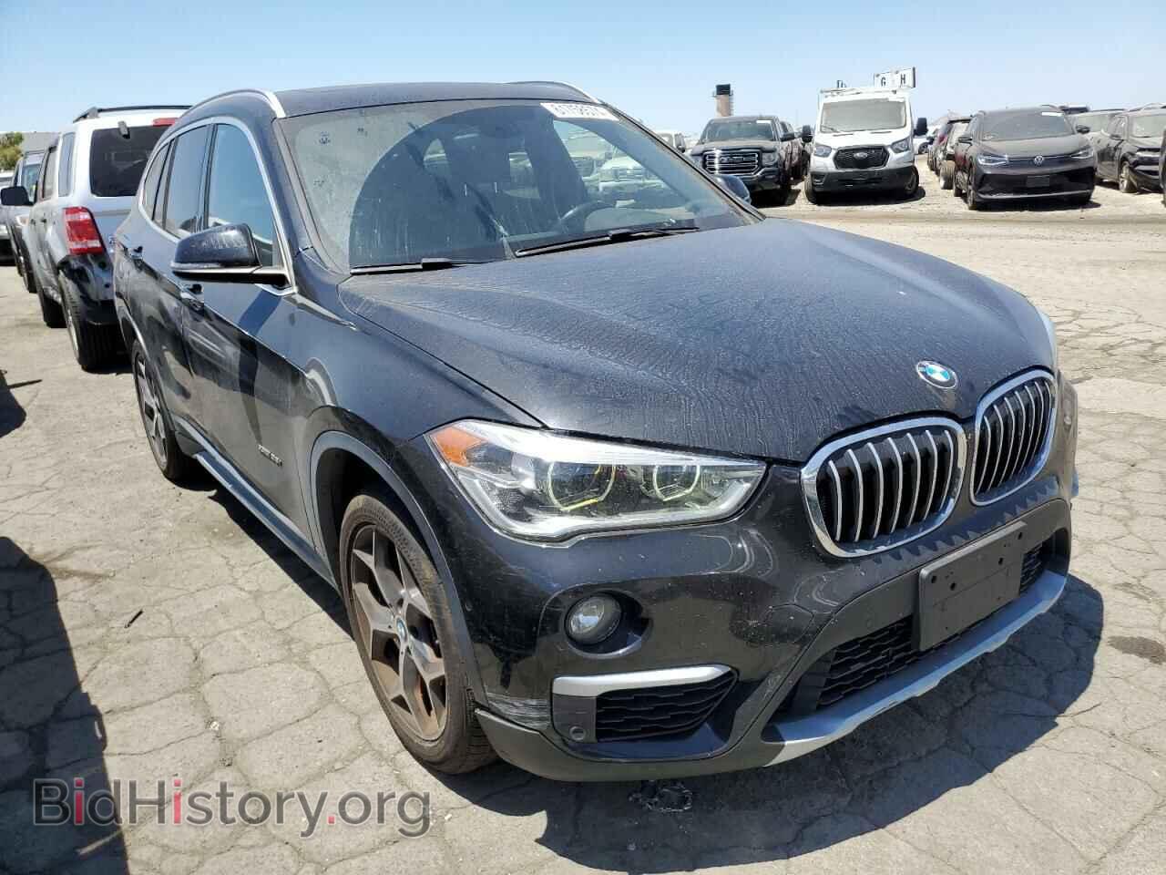 2016 BMW X1 - VIN: WBXHT3C32G5E50737 - Photo 4