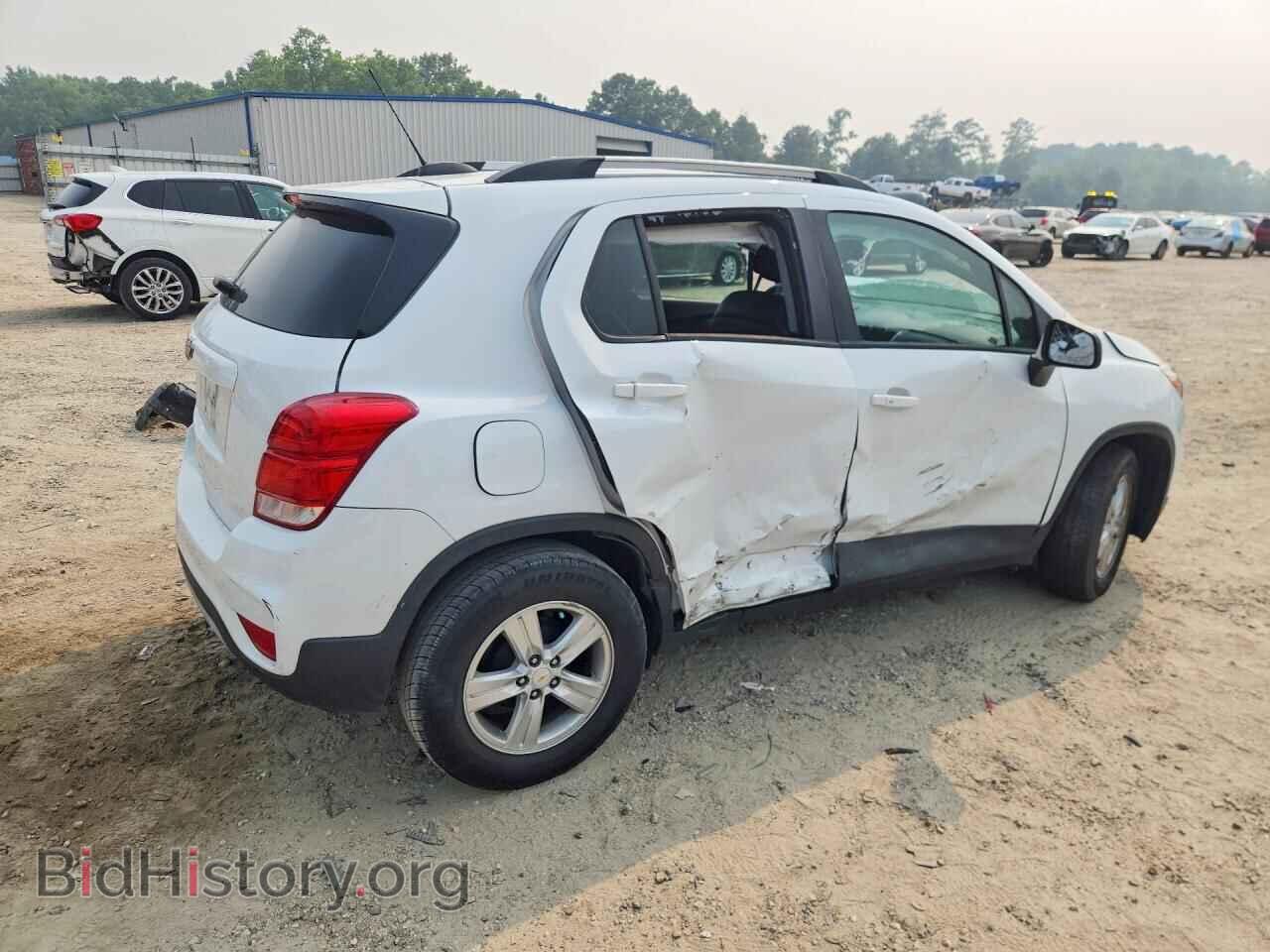 2021 CHEVROLET TRAX - VIN: KL7CJLSB3MB353074 - Photo 3