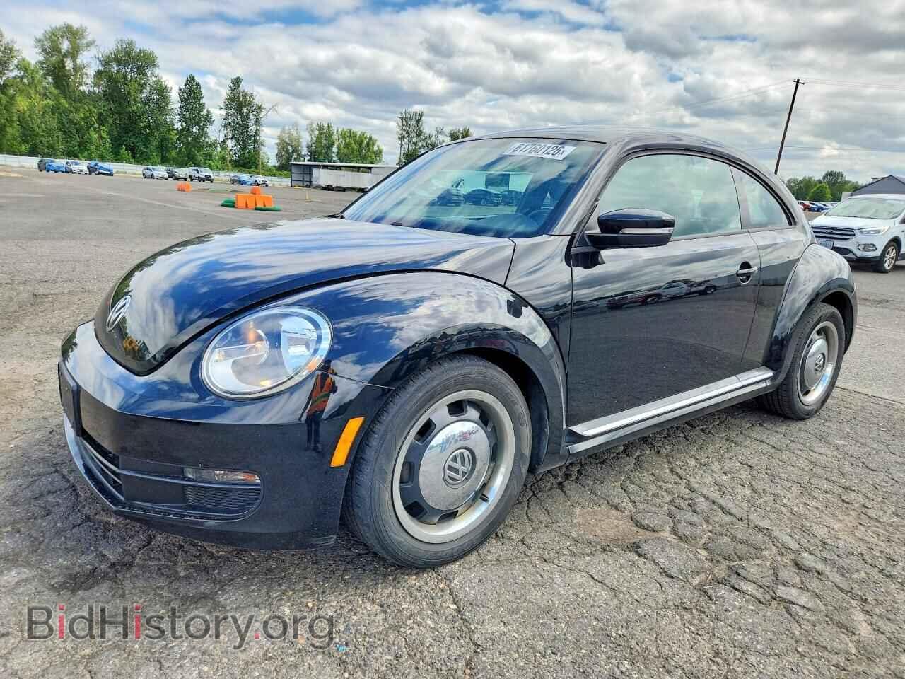 Photo 3VWJP7AT2CM617531 - VOLKSWAGEN BEETLE 2012