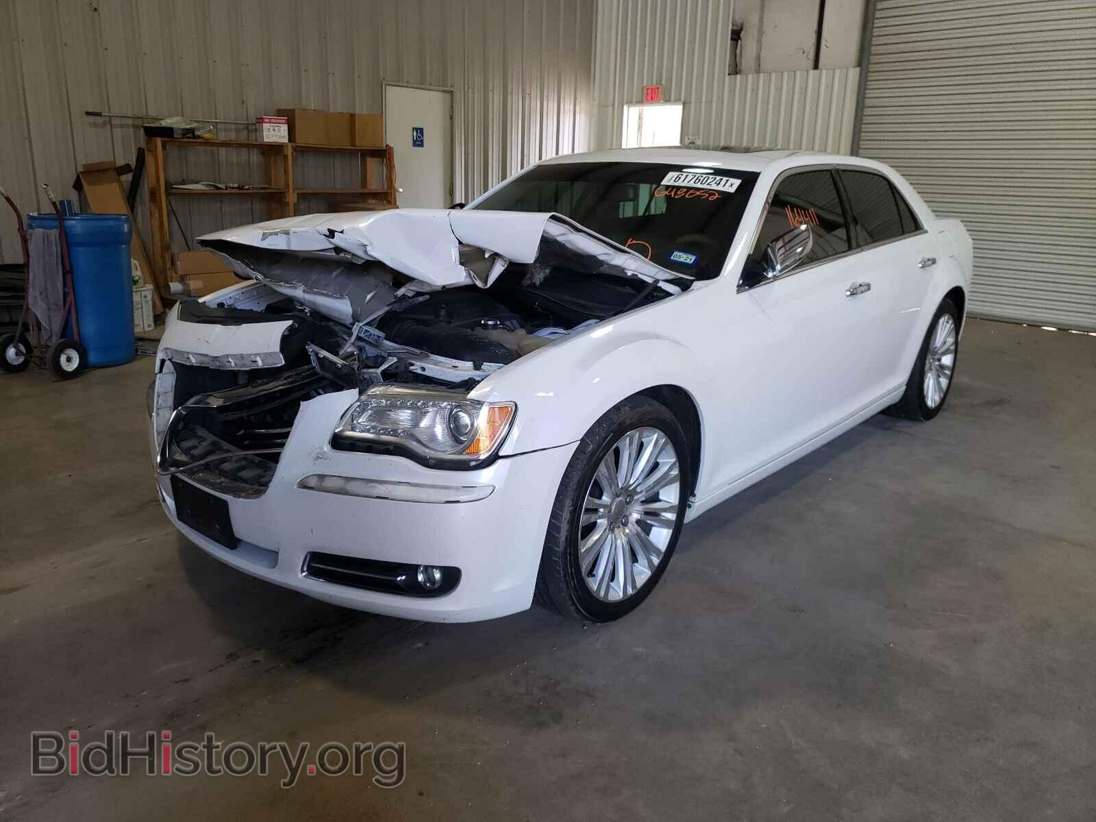 2013 CHRYSLER 300 - VIN: 2C3CCAET9DH648052 - Фото 2